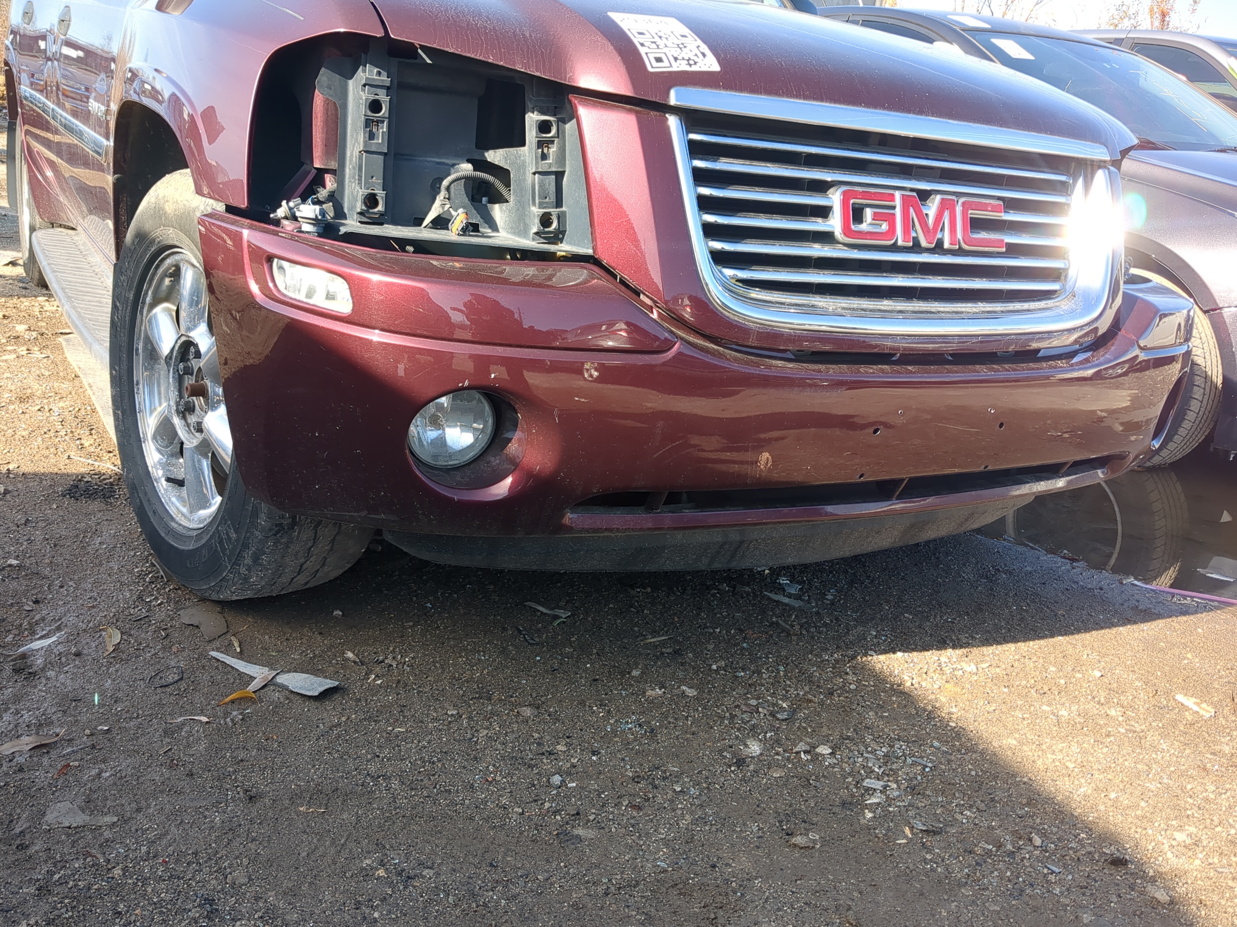 2002-2006 Gmc Envoy Xl Front Bumper - Oem 1236556 - Oemusedautoparts1.com