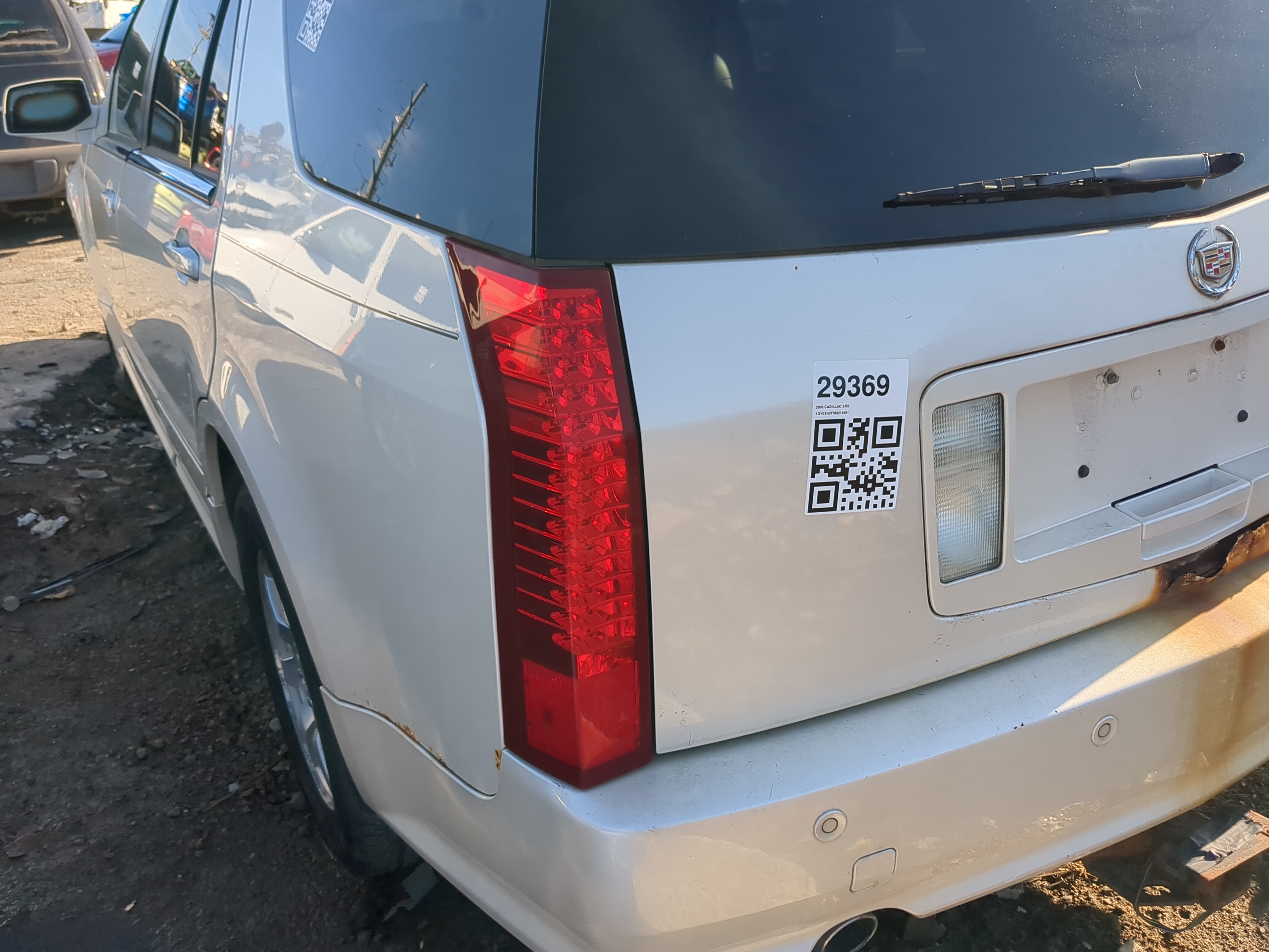 Picture of 2004-2009 Cadillac Srx Driver Left Side Tail Light Taillight Oem 1236768