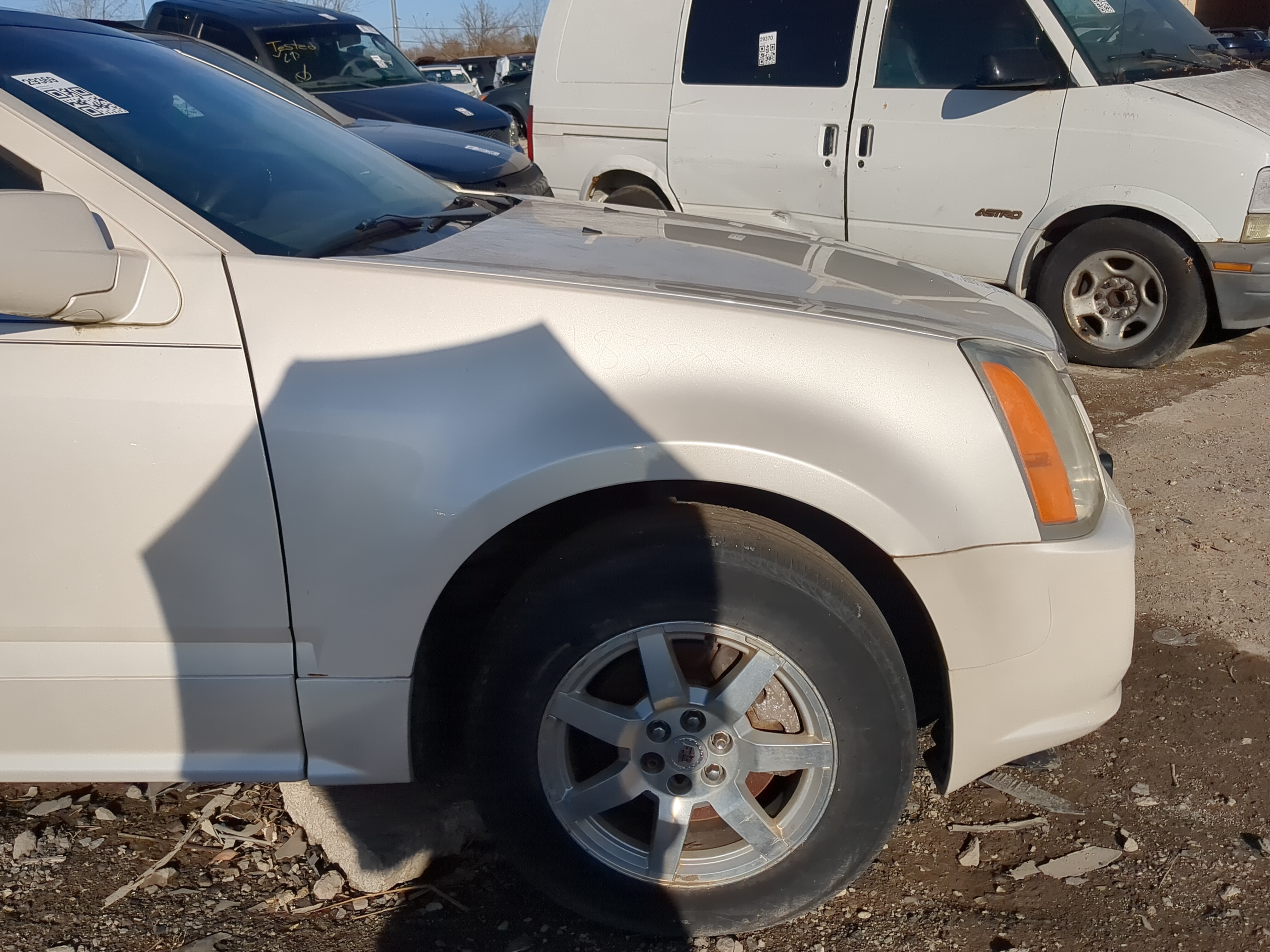 2004-2009 Cadillac Srx Passenger Fender 1236939 - Oemusedautoparts1.com