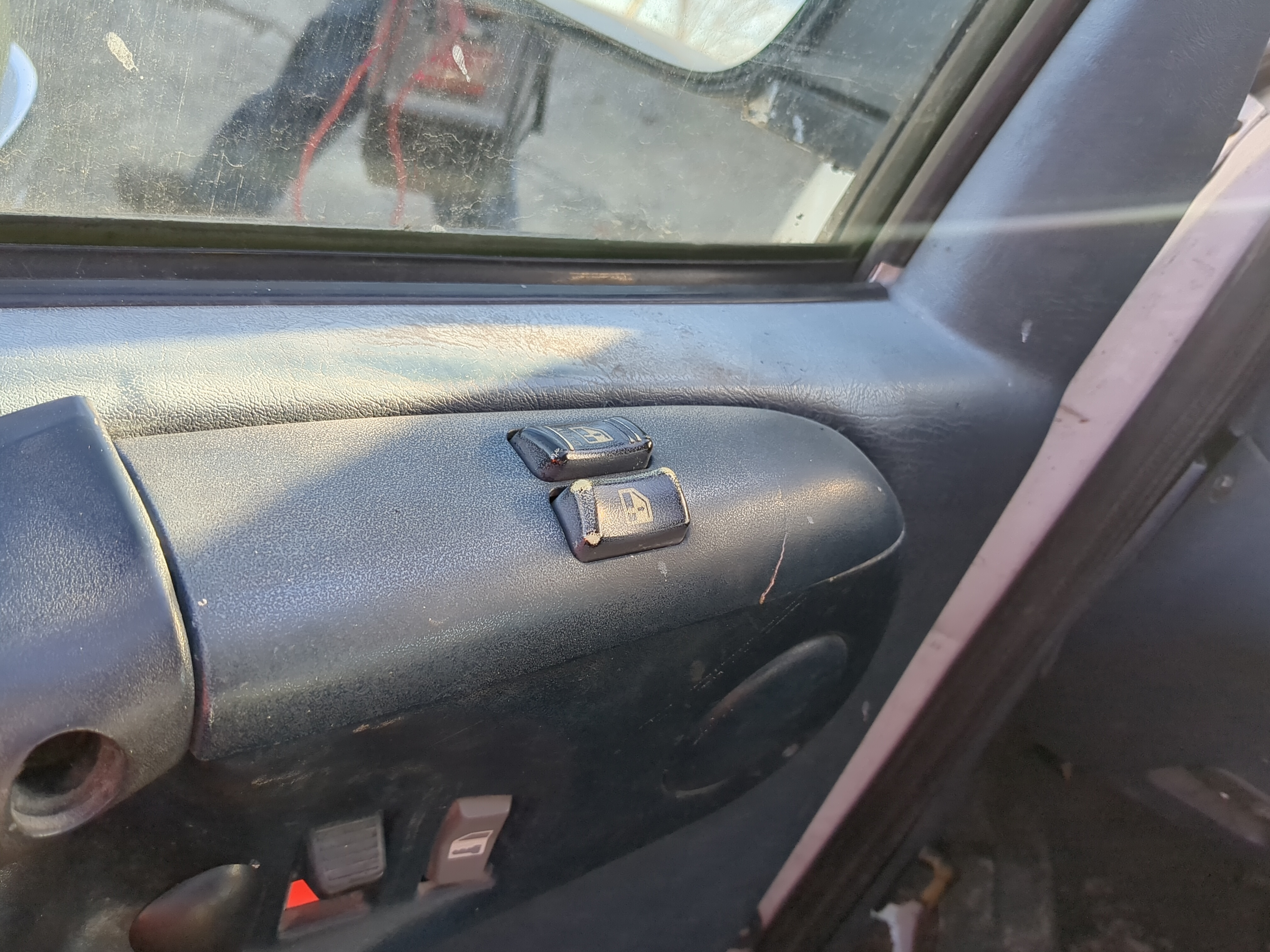 1996-2005 Chevrolet Astro Driver Left Door Master Power Window Switch 1237097 - Oemusedautoparts1.com