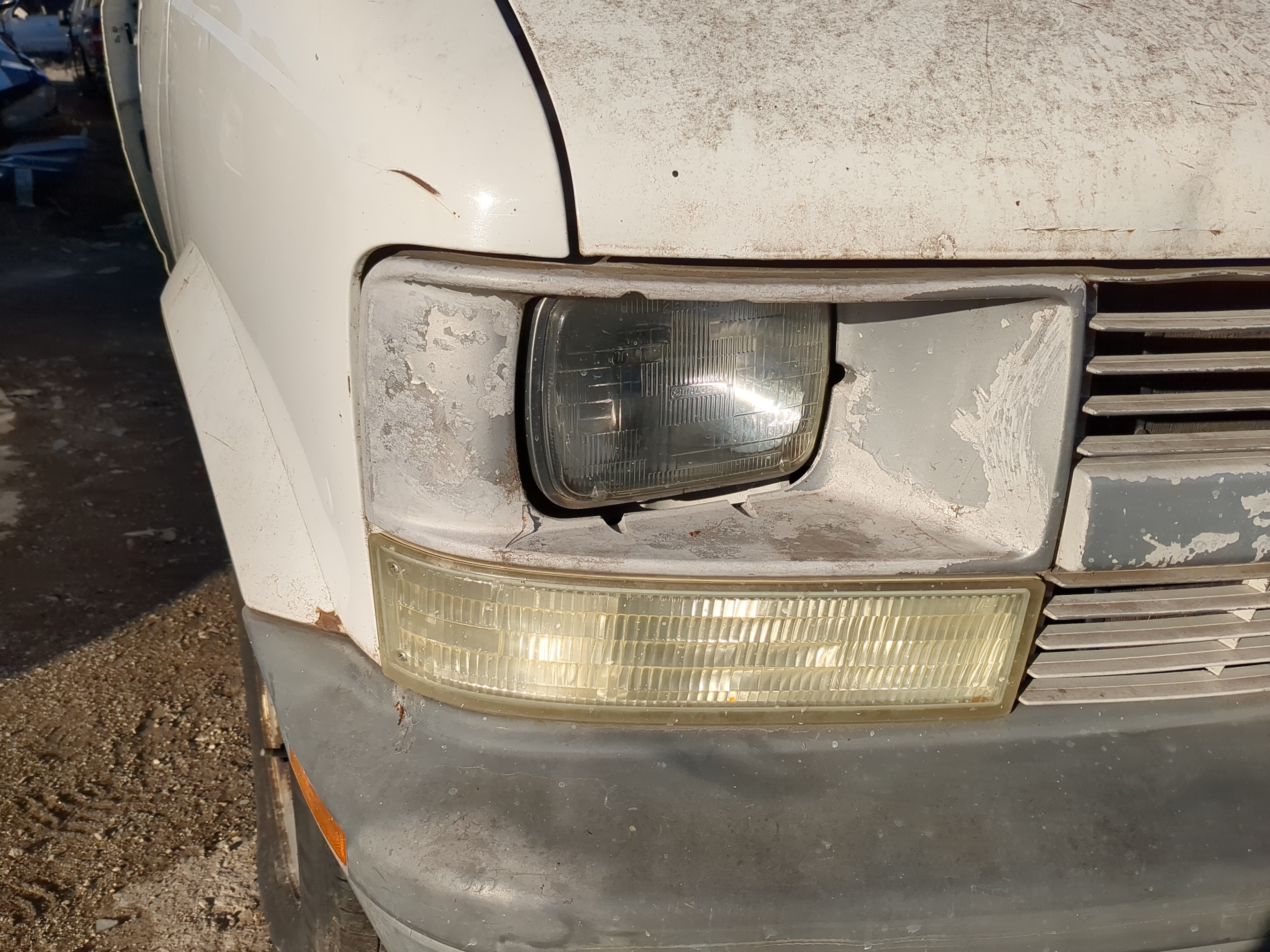 1995-2005 Chevrolet Astro Passenger Right Oem Head Light Headlight Lamp 1237198 - Oemusedautoparts1.com