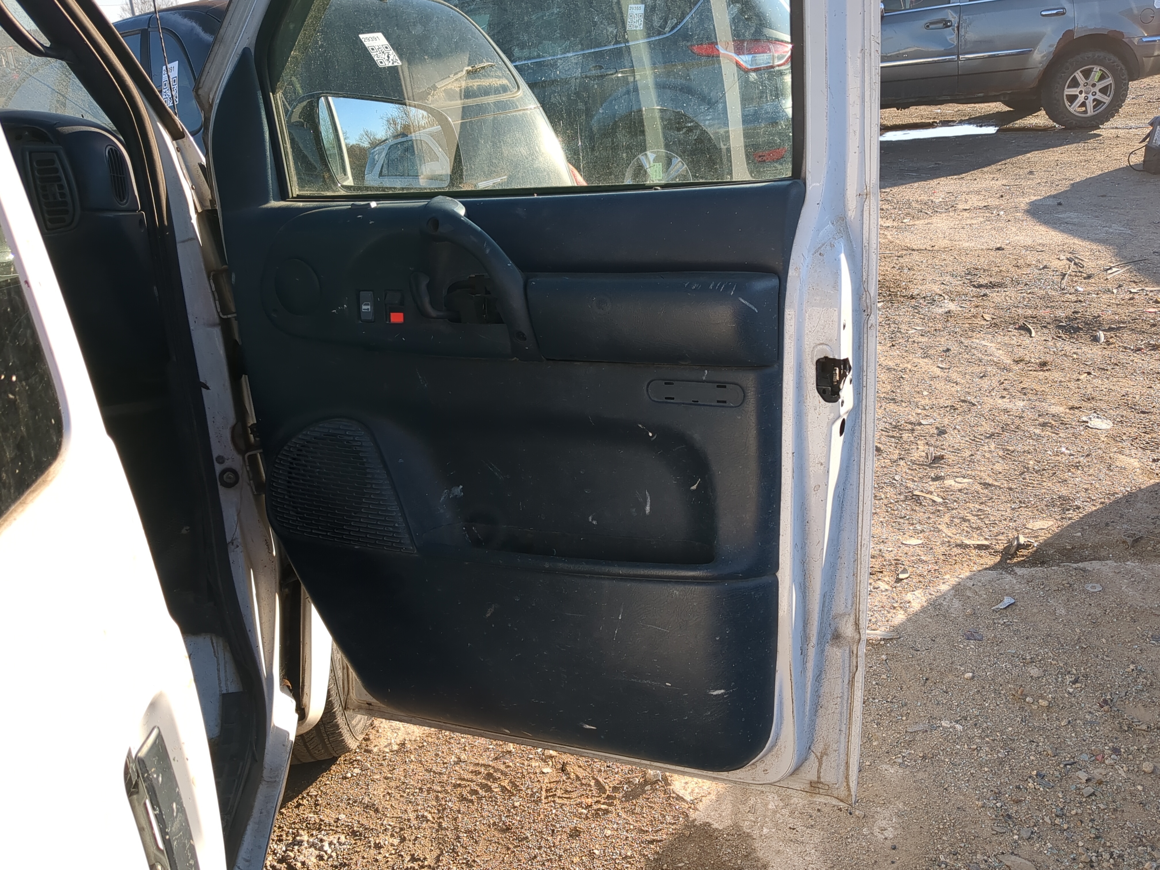 Picture of 2002 Chevrolet Astro Front Right Passenger Interior Door Panel Trim 1237200