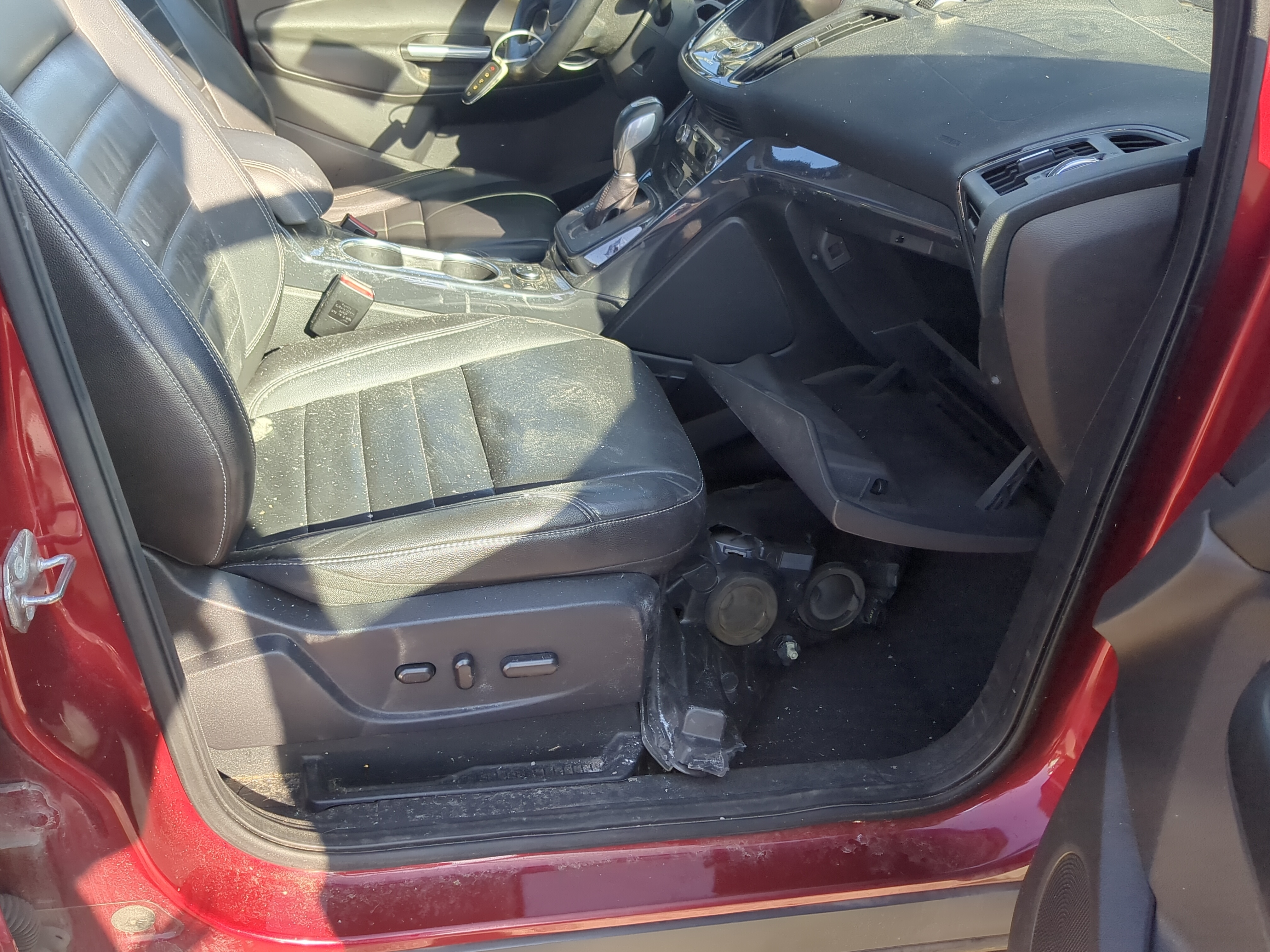 2015-2015 Ford Escape Passenger Front Seat Oem 1237271 - Oemusedautoparts1.com