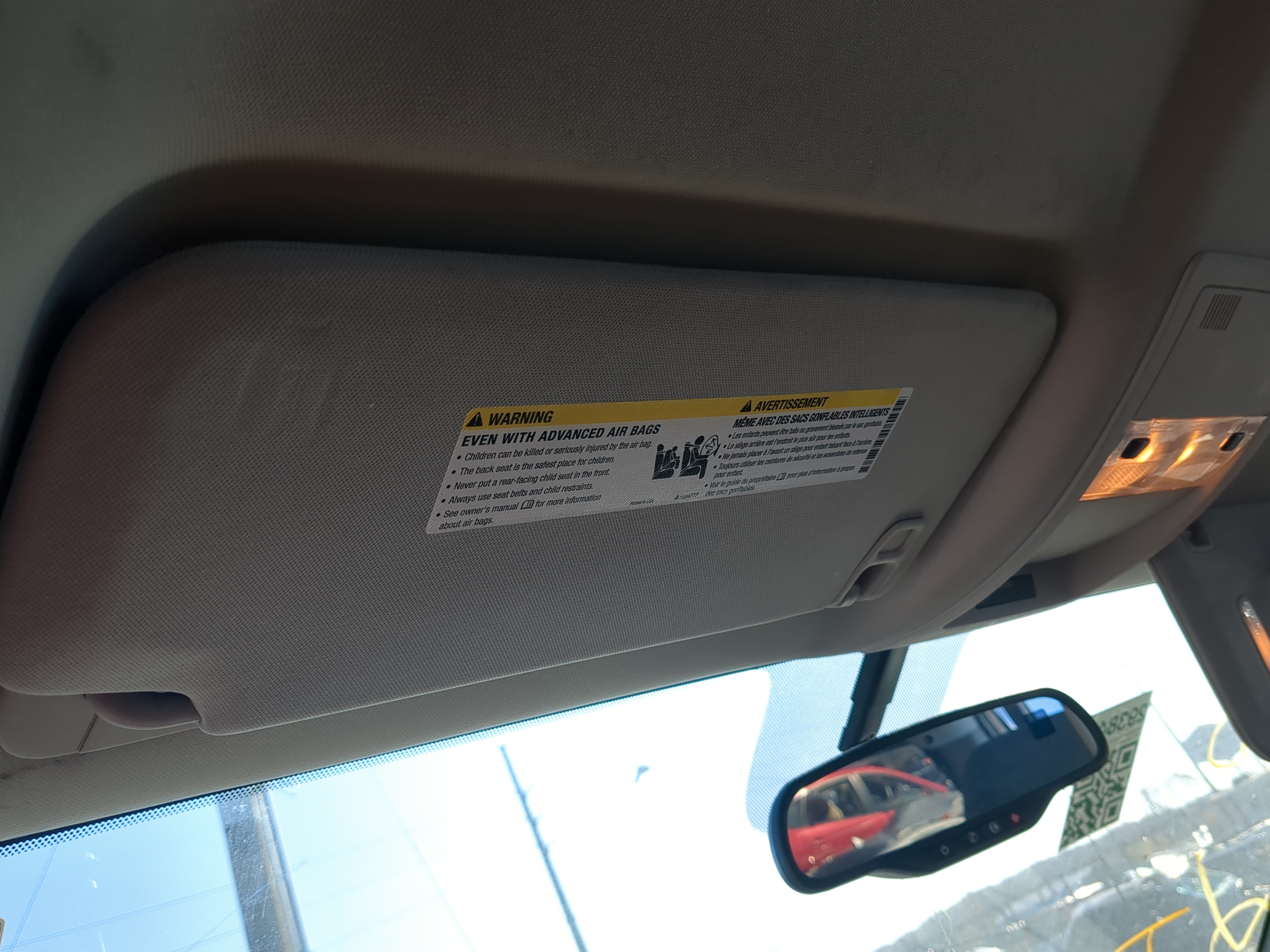 2007-2013 Chevrolet Silverado 1500 Driver Sun Visor Mirror Left Sunvisor 1237420 - Oemusedautoparts1.com