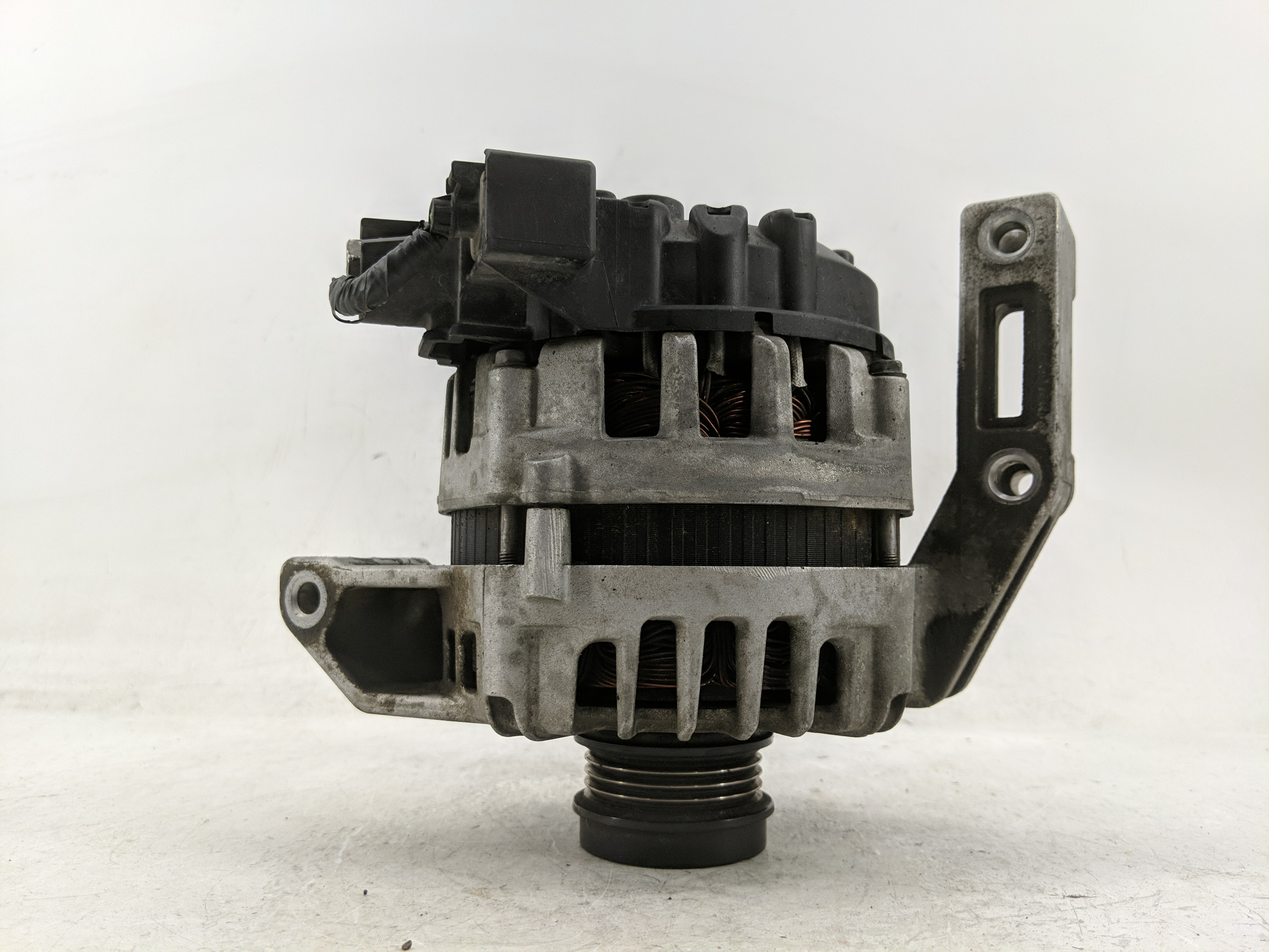 2012-2018 Ford Focus Alternator Generator Charging Assembly Engine Oem 1238207 - Oemusedautoparts1.com