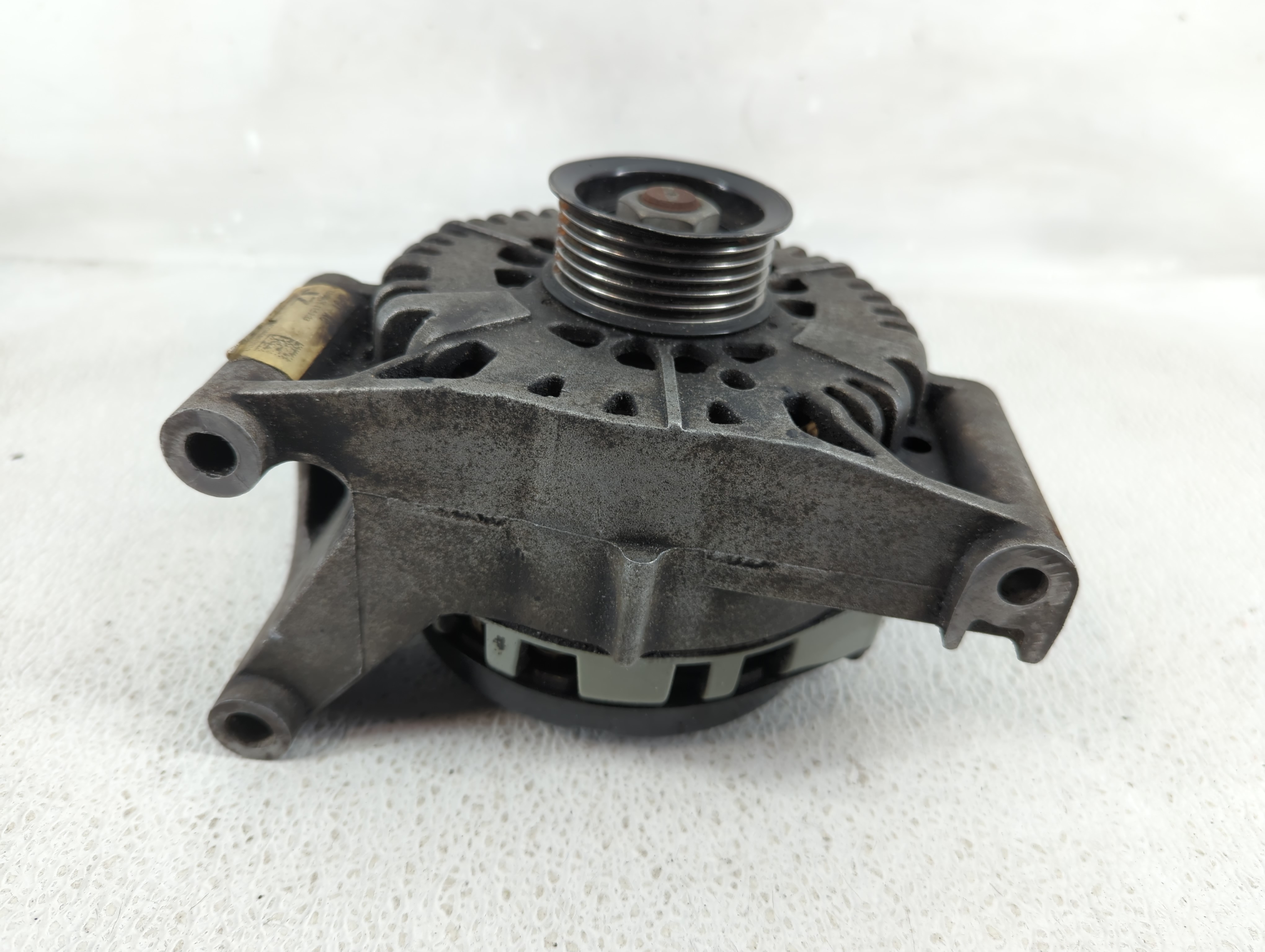 2005 Ford Five Hundred Alternator Generator Charging Assembly Engine Oem 1238216 - Oemusedautoparts1.com