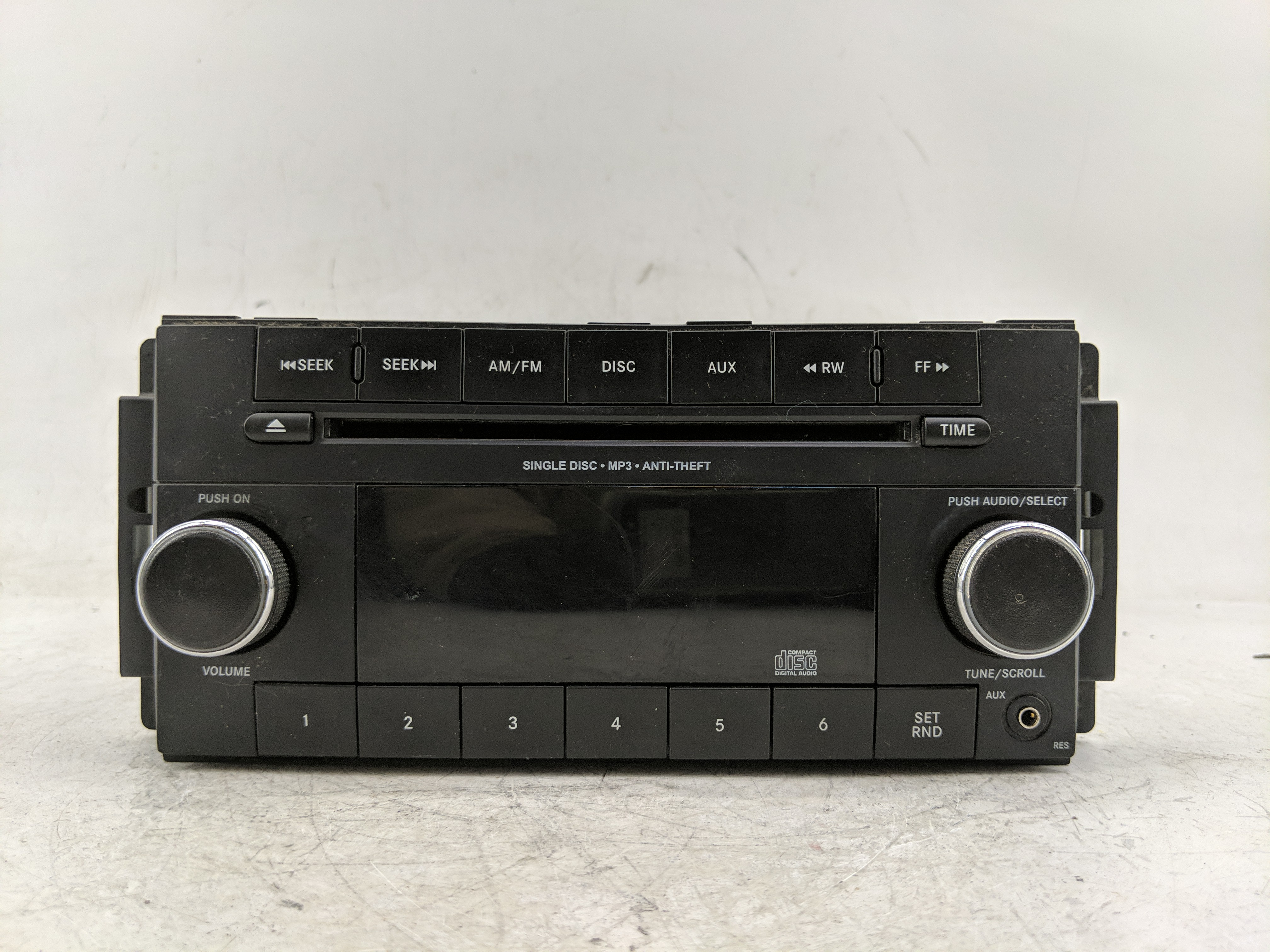 2012-2014 Chrysler 200 Am Fm Cd Player Radio Receiver 1239524 - Oemusedautoparts1.com