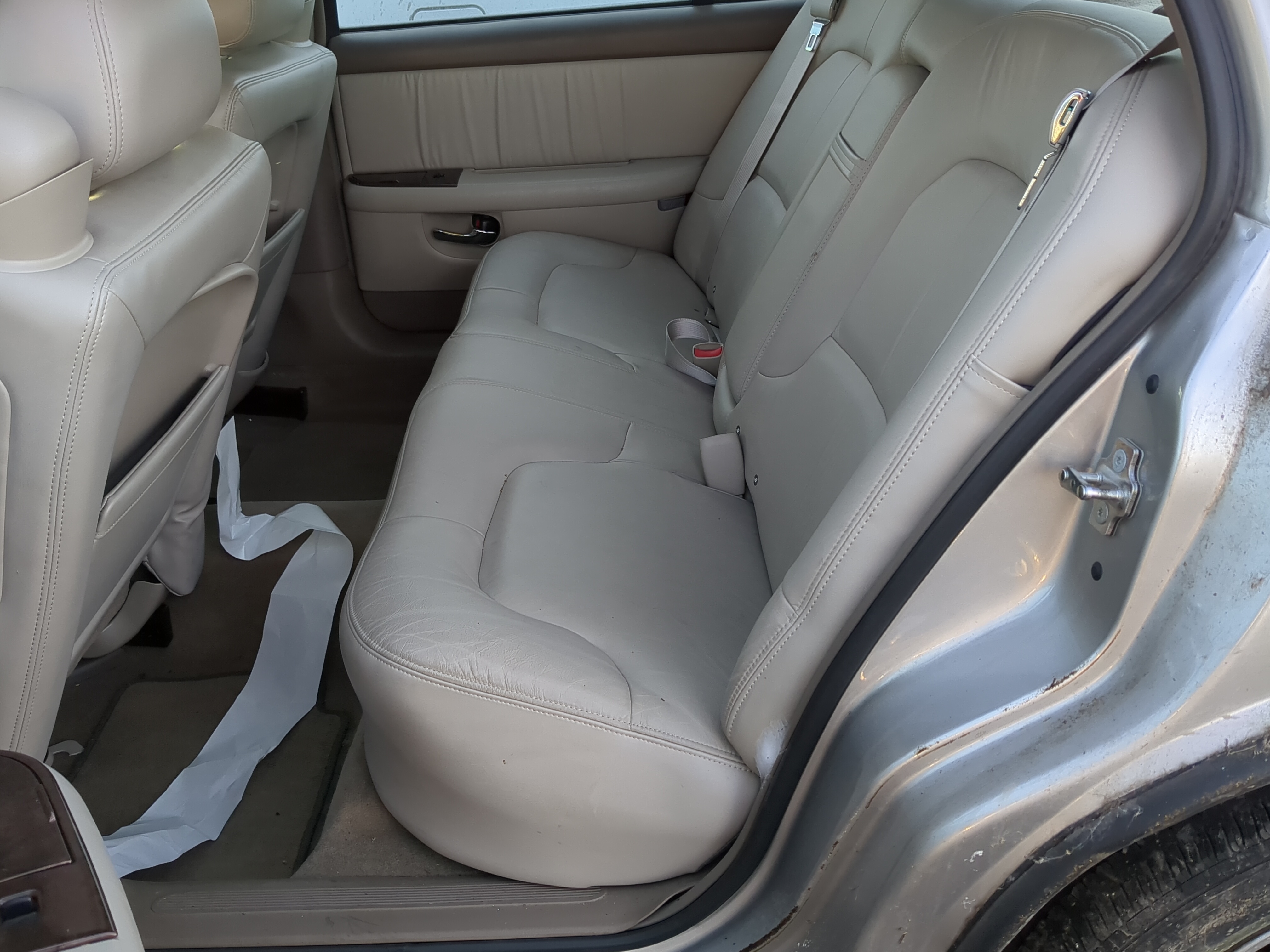 Picture of 2005 Buick Park Avenue Rear Seat Oem 1240487