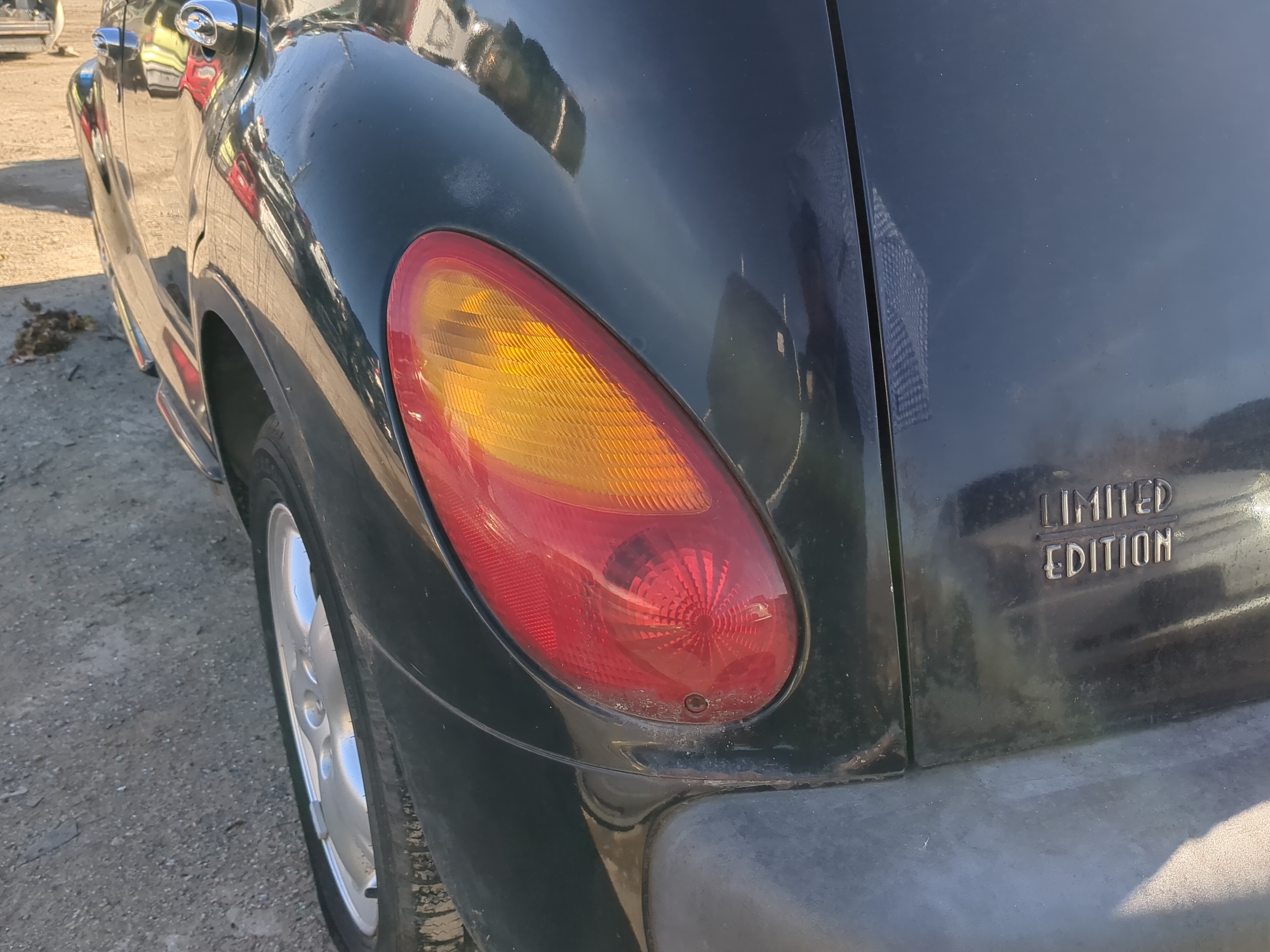 2001-2005 Chrysler Pt Cruiser Driver Left Side Tail Light Taillight Oem 1240641 - Oemusedautoparts1.com