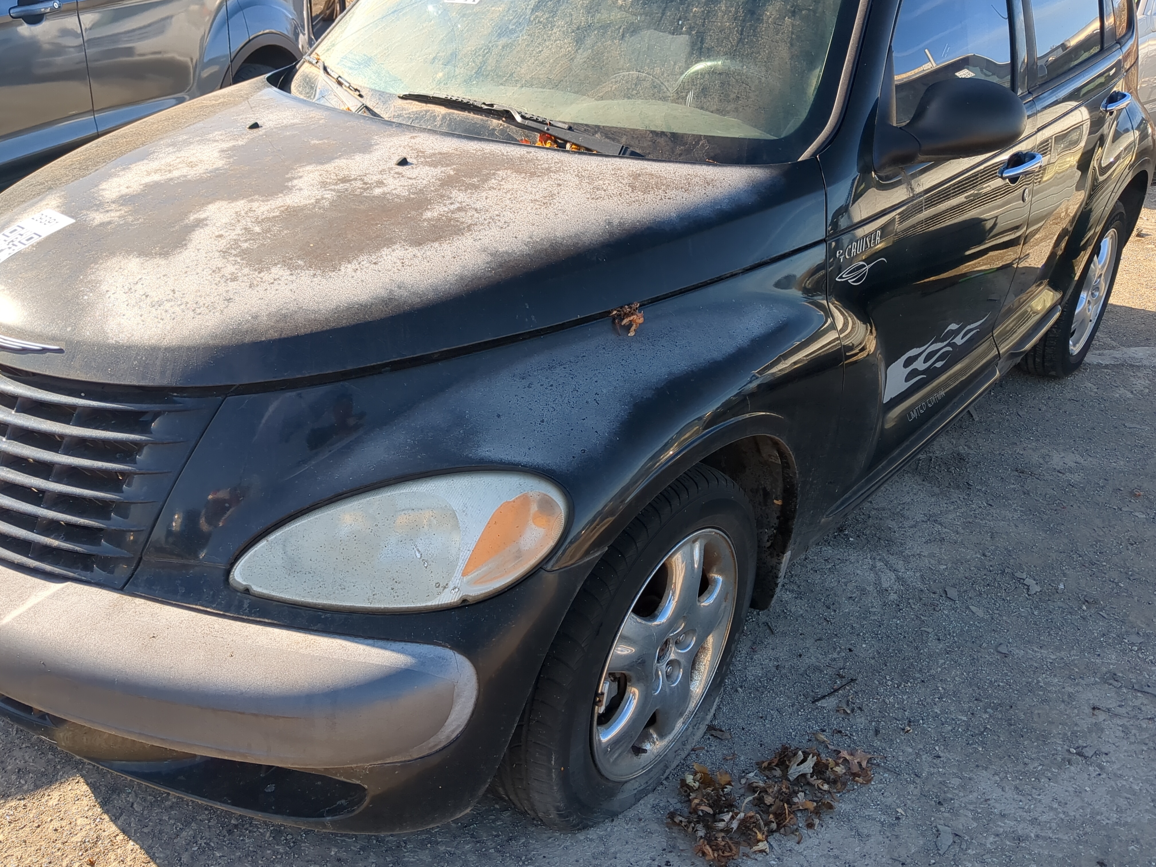 2001-2005 Chrysler Pt Cruiser Driver Fender 1240696 - Oemusedautoparts1.com