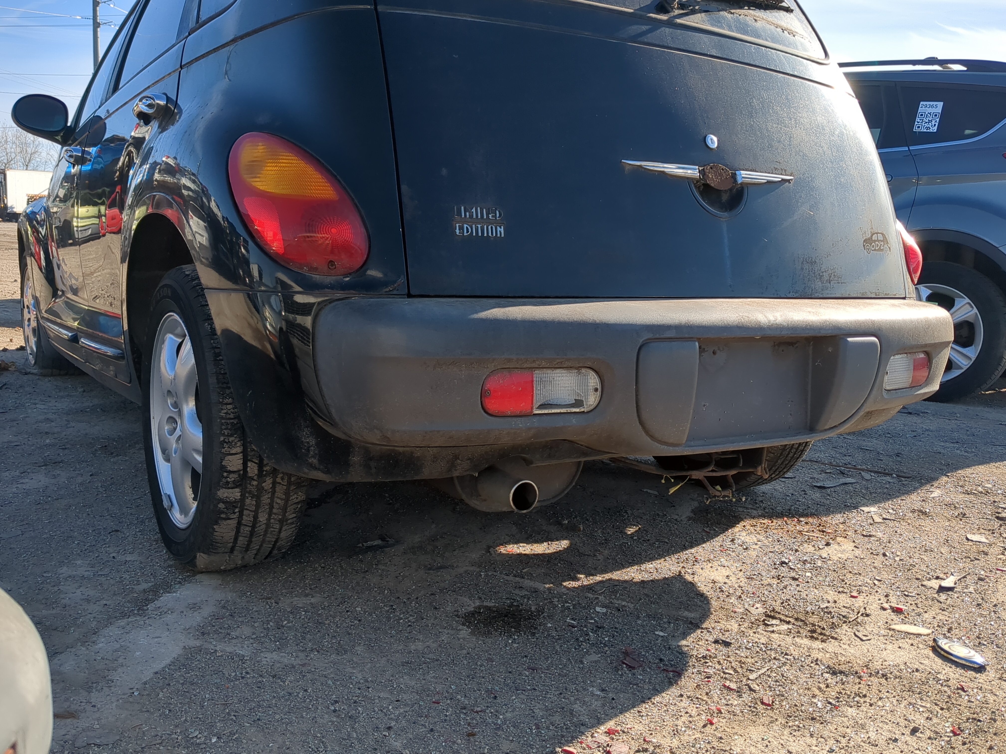 Picture of 2002-2005 Chrysler Pt Cruiser Rear Bumper Assembly Oem 1240747