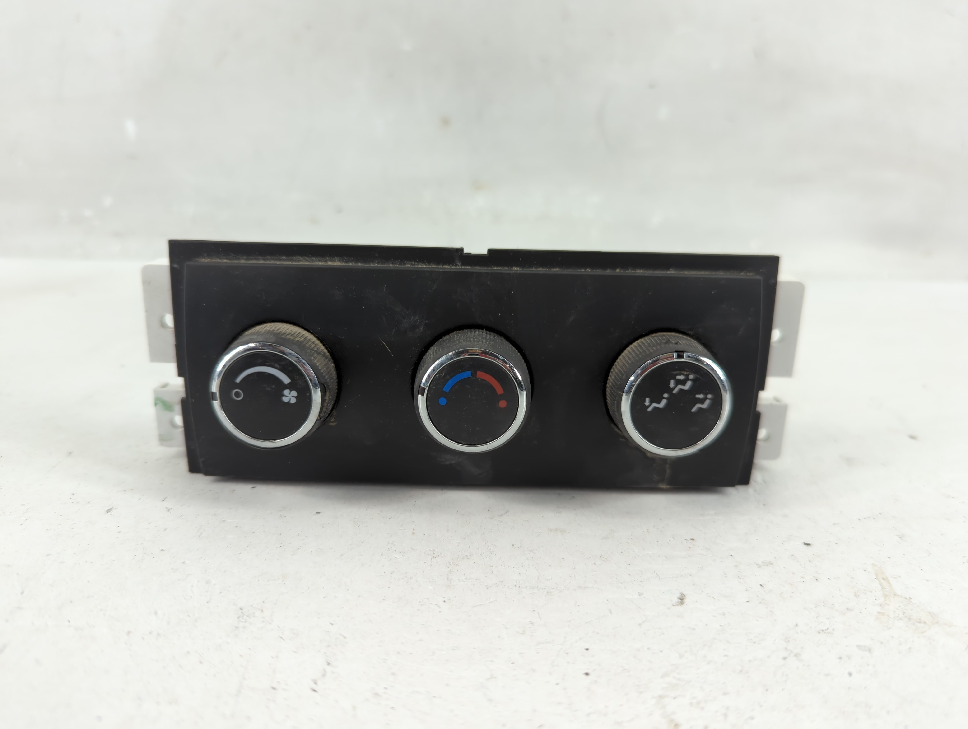 2007-2016 Gmc Acadia Ac Heater Climate Control 1240801 - Oemusedautoparts1.com