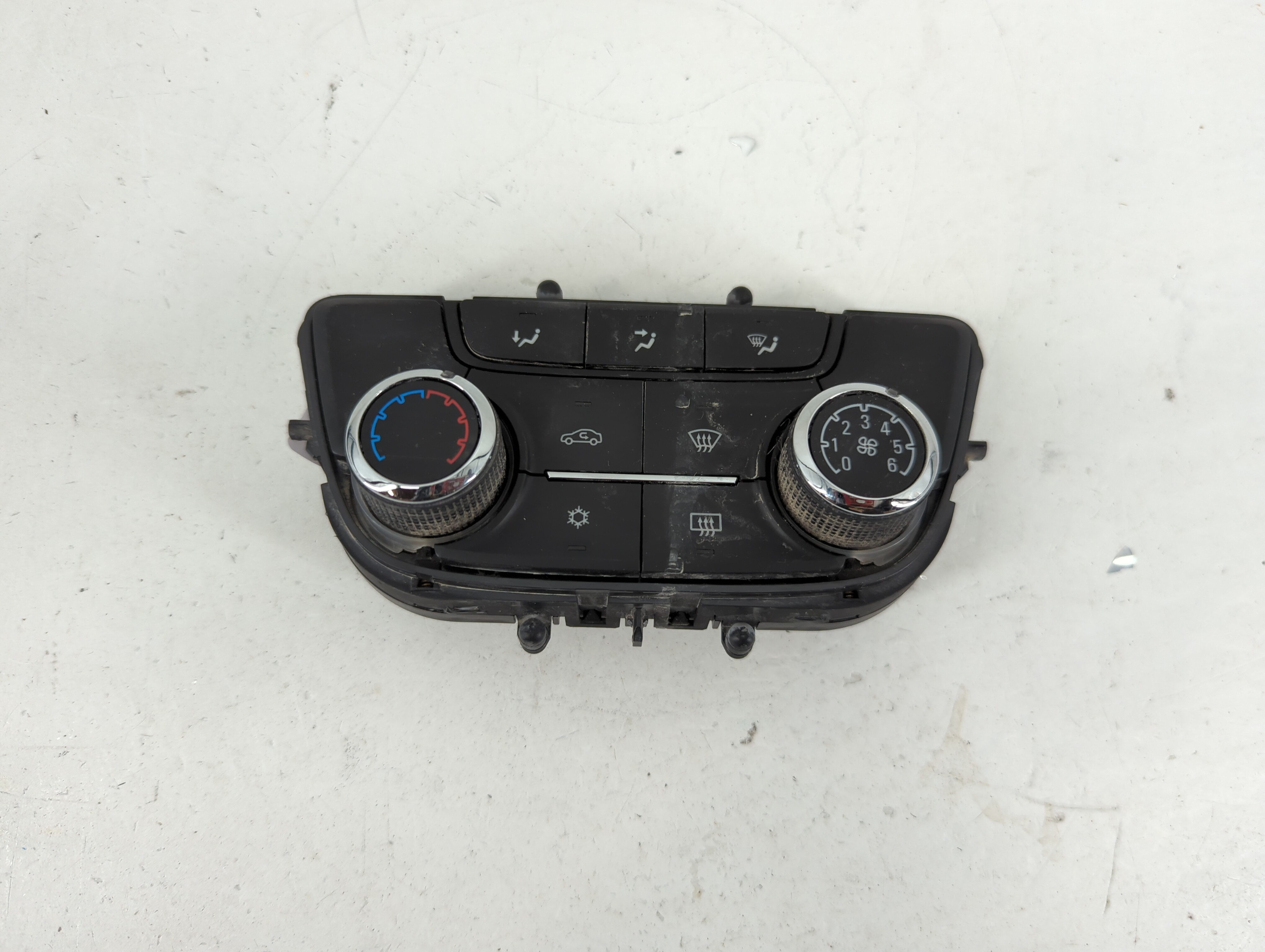 2017-2020 Buick Encore Ac Heater Climate Control A2c1134980001|39081561 1240875 - Oemusedautoparts1.com