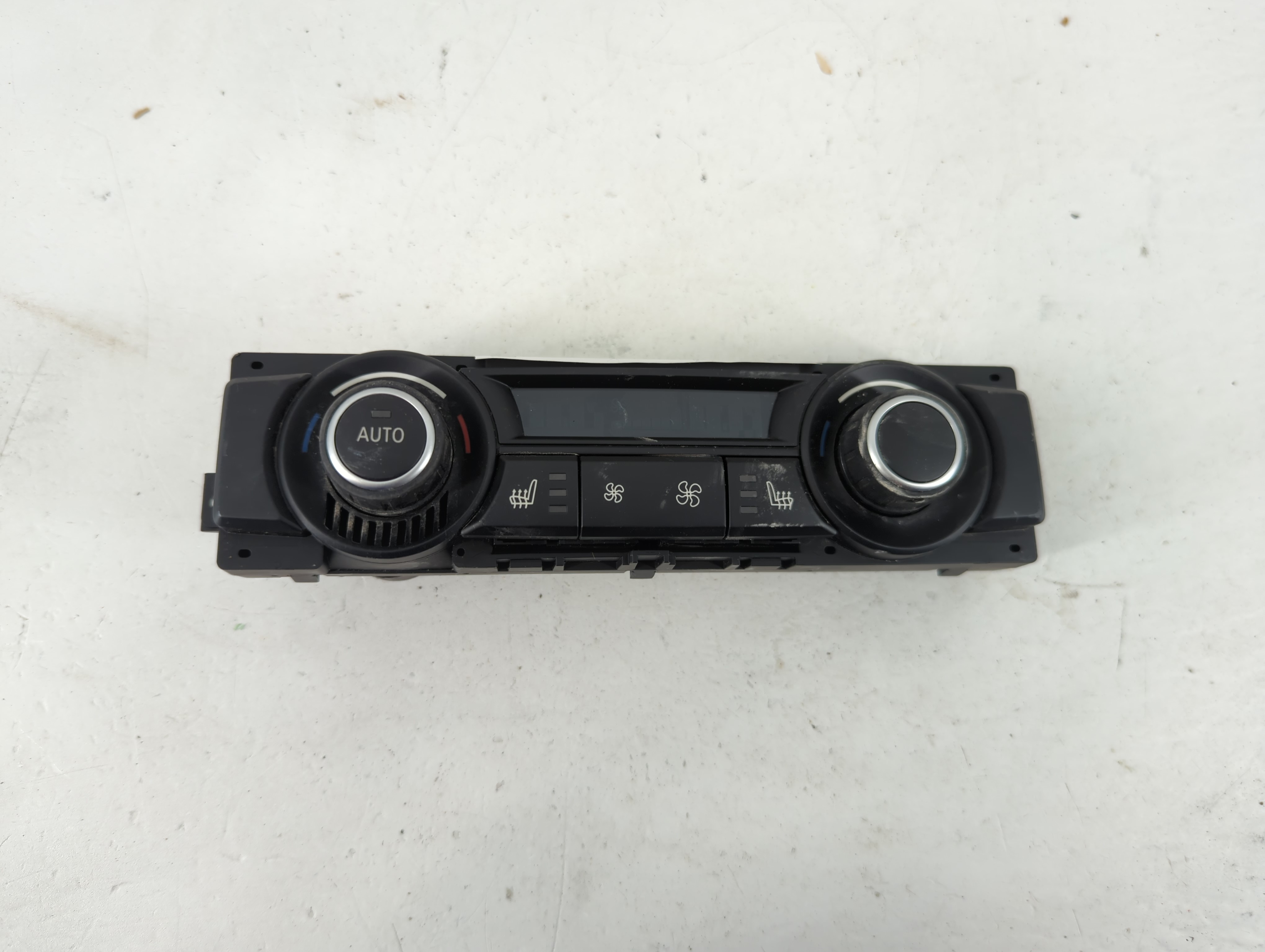 2007-2013 Bmw X5 Ac Heater Roof Climate Control 9 215 515-01 1240883 - Oemusedautoparts1.com