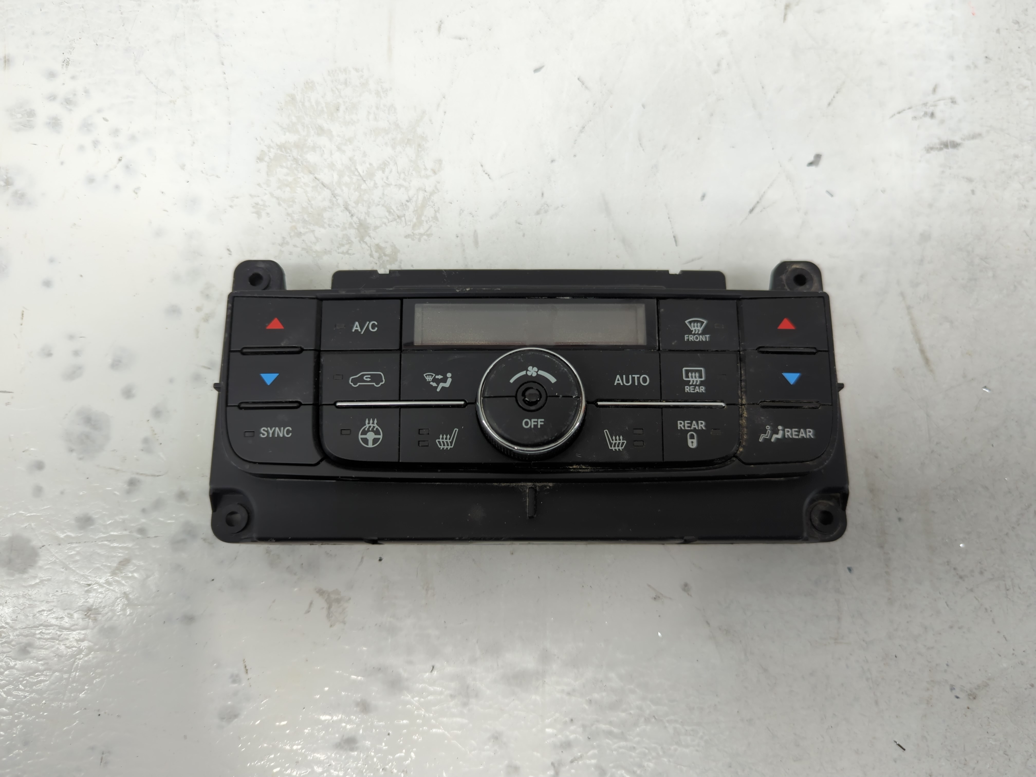 Dodge Caravan Ac Heater Climate Control P55111367ah 1240982 - Oemusedautoparts1.com