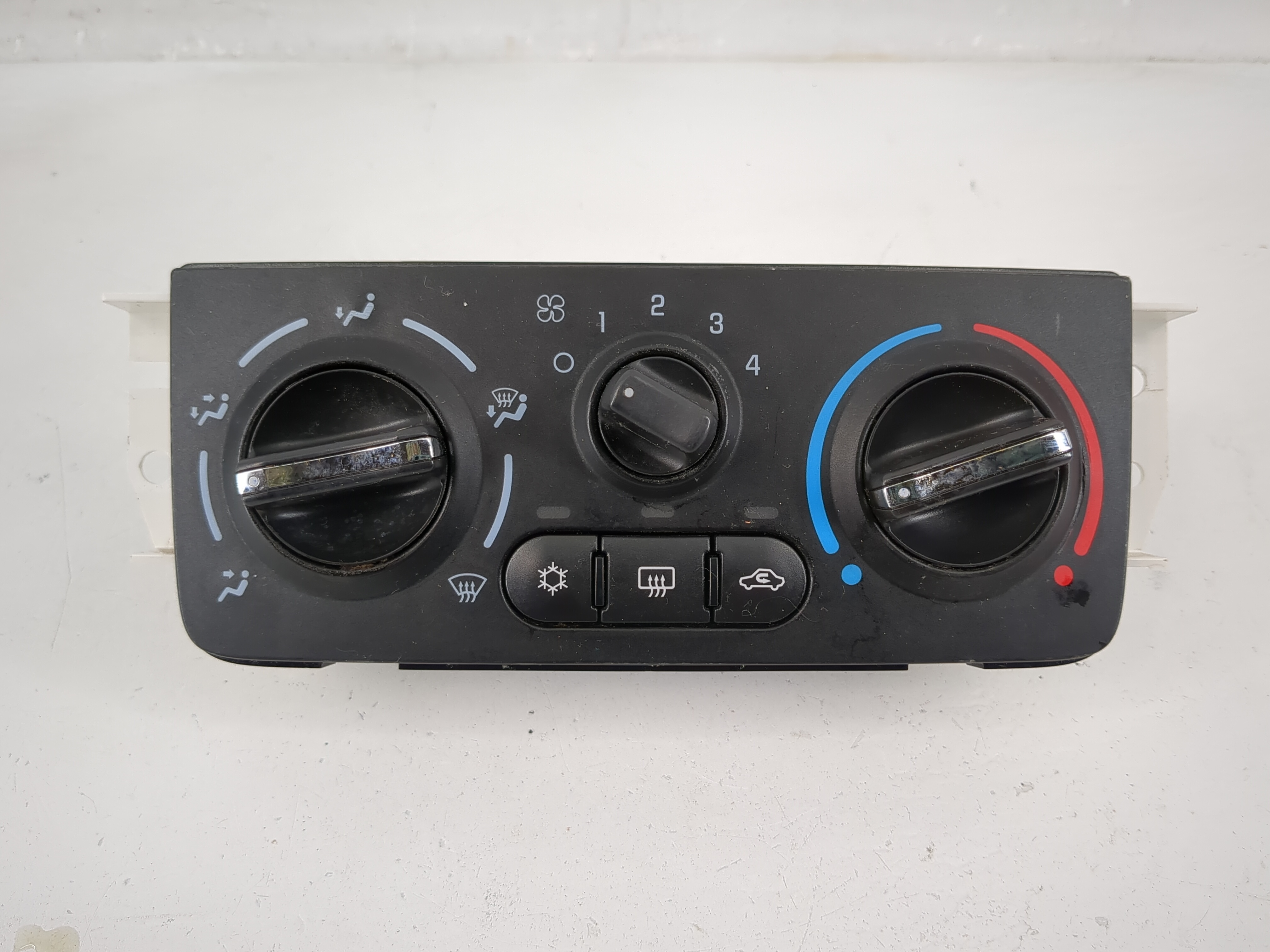 Picture of 2005-2010 Chevrolet Cobalt Ac Heater Roof Climate Control 15890411 1241088