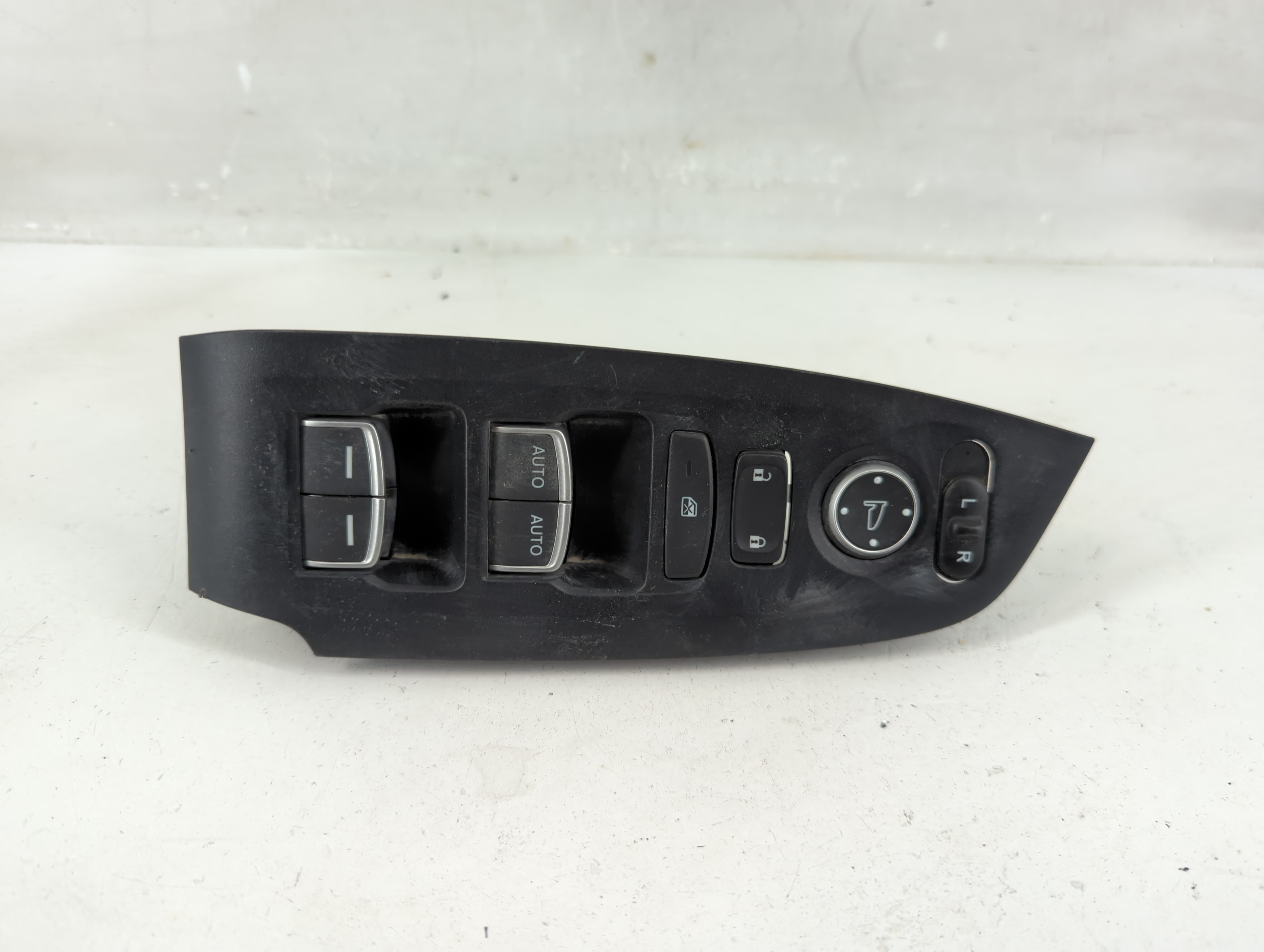 2018-2022 Honda Accord Driver Left Door Master Power Window Switch 1241135 - Oemusedautoparts1.com