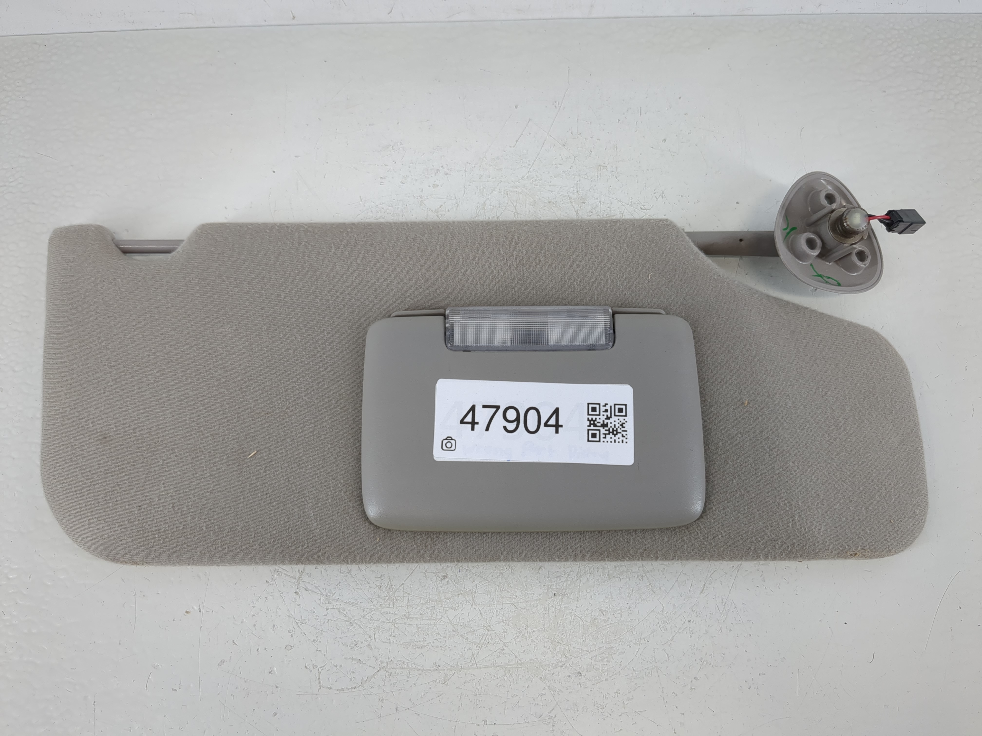 2000-2000 Ford Taurus Passenger Sun Visor Mirror Right Sunvisor Gray 47904 - Oemusedautoparts1.com