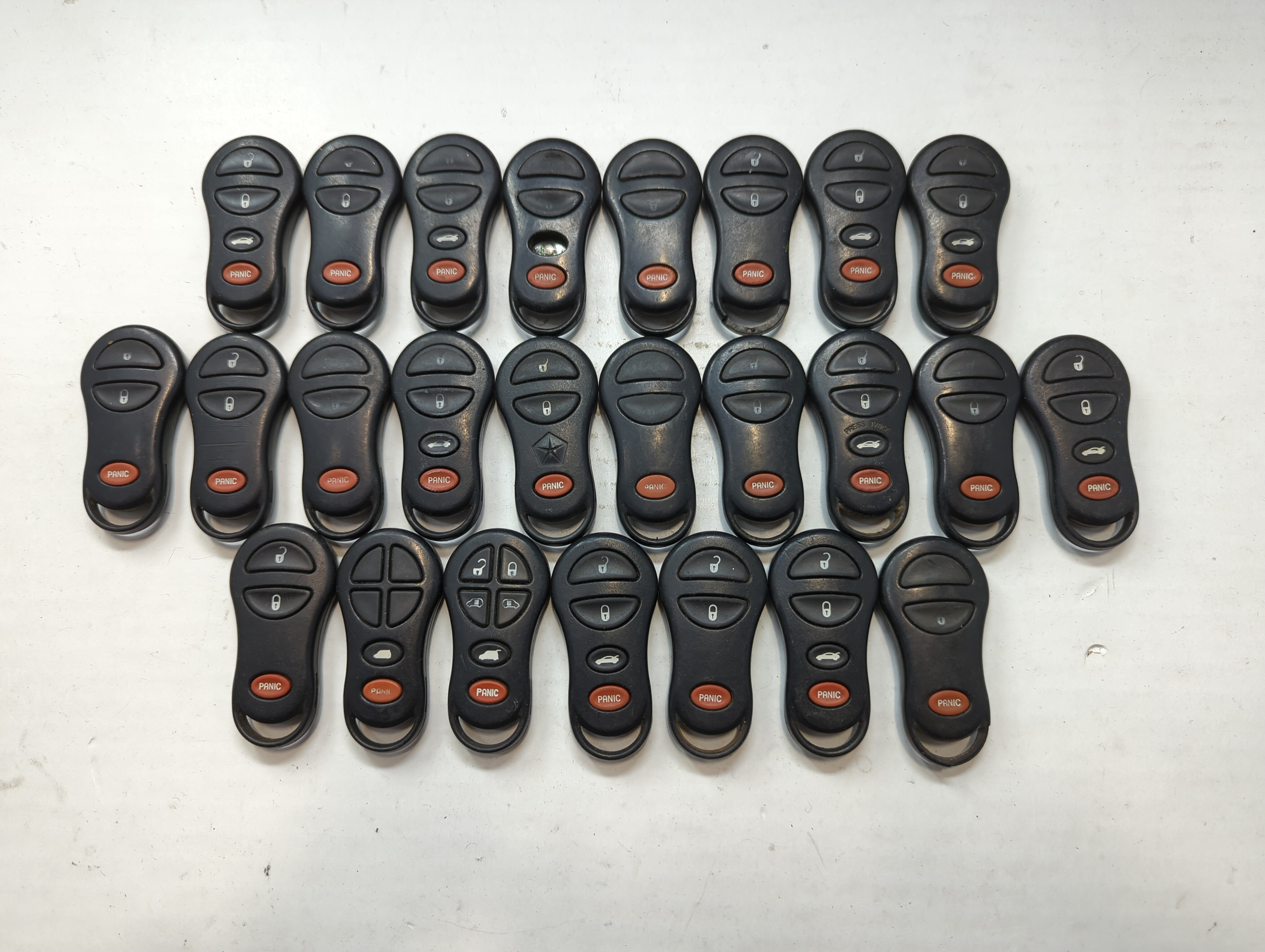 Lot of 25 Dodge Keyless Entry Remote Fob MIXED FCC IDS MIXED PART NUMBERS 721995 - Oemusedautoparts1.com