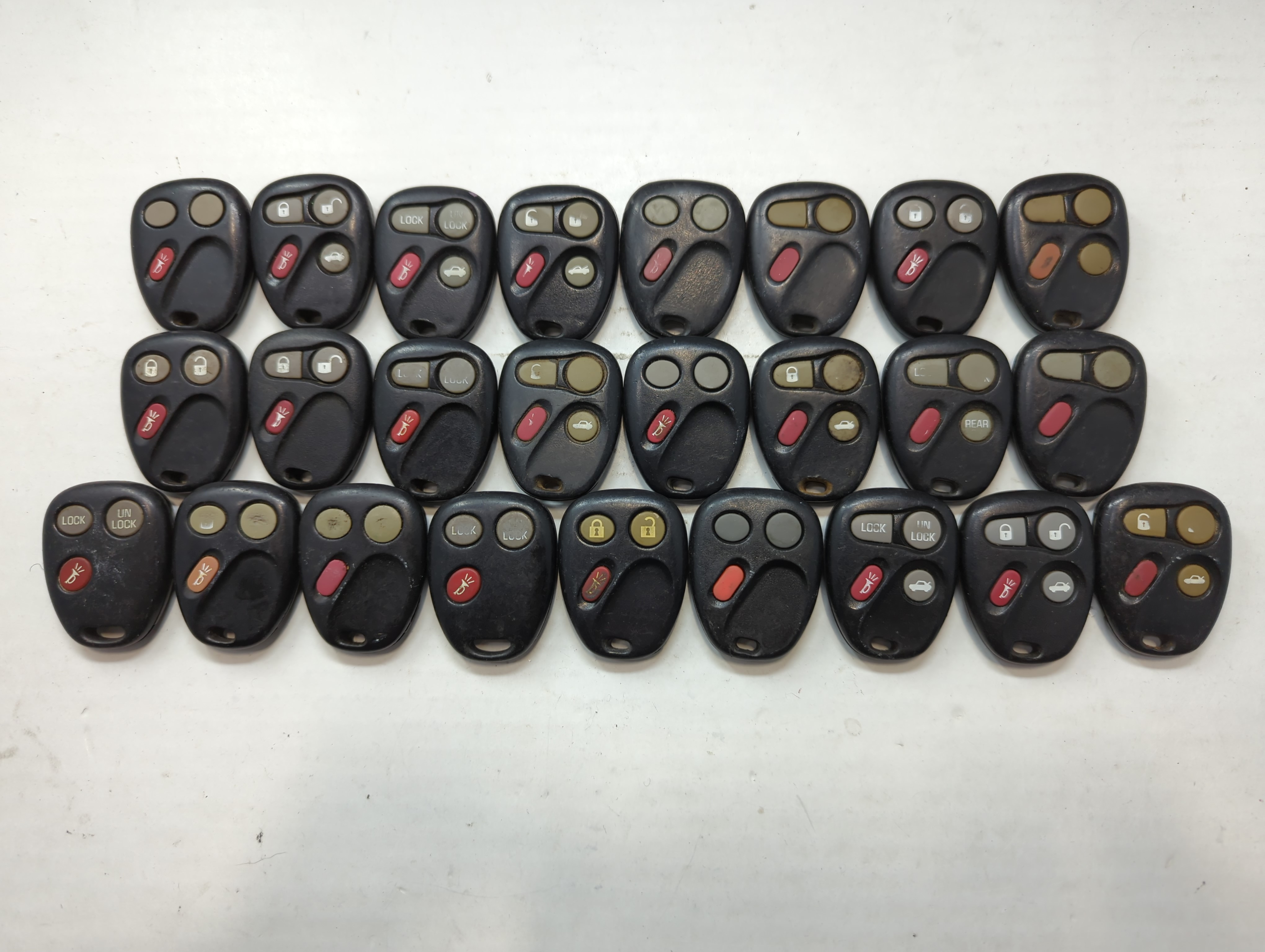 Lot of 25 Chevrolet Keyless Entry Remote Fob MIXED FCC IDS MIXED PART 721996 - Oemusedautoparts1.com