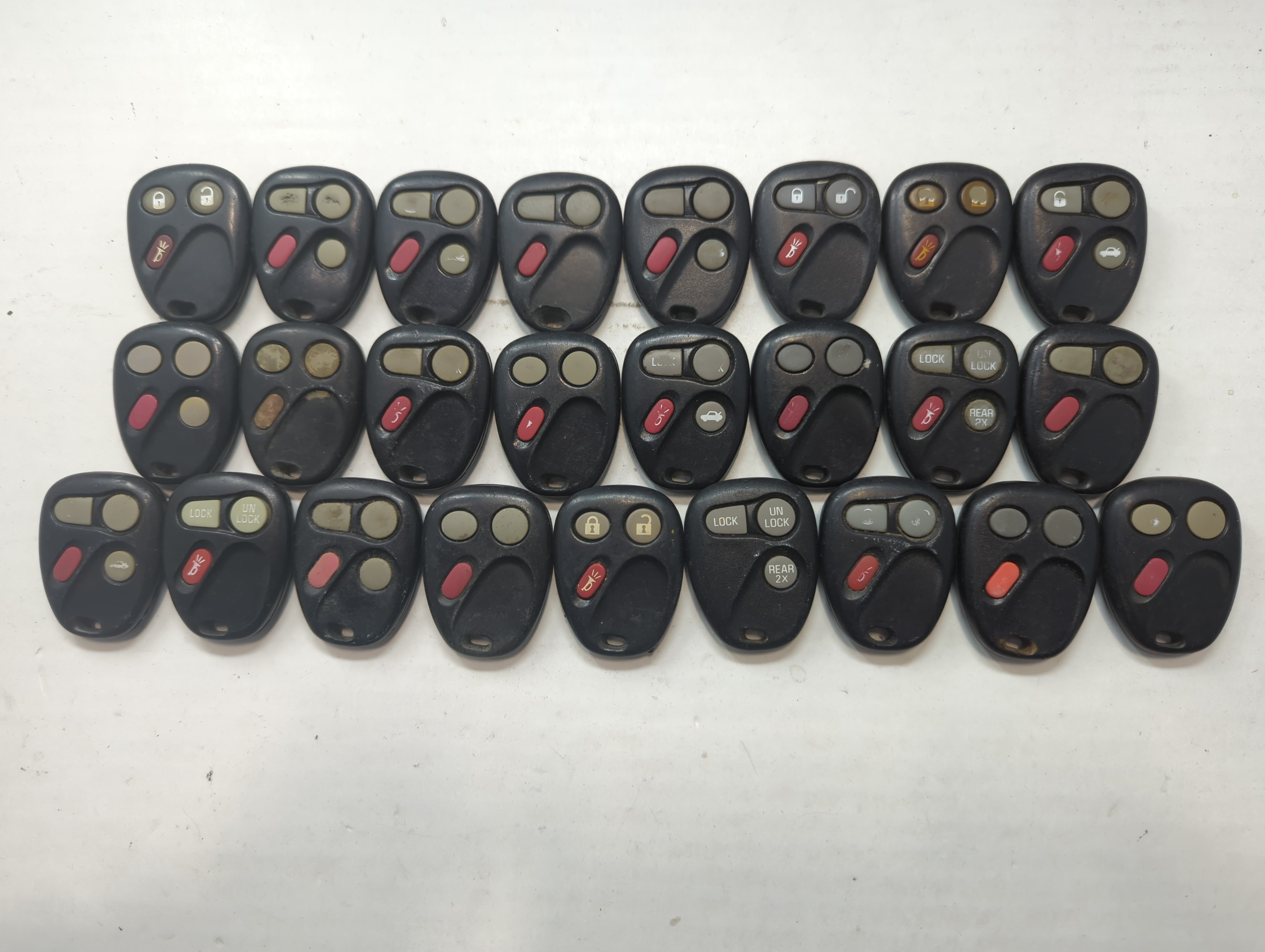 Lot of 25 Chevrolet Keyless Entry Remote Fob MIXED FCC IDS MIXED PART 721999 - Oemusedautoparts1.com