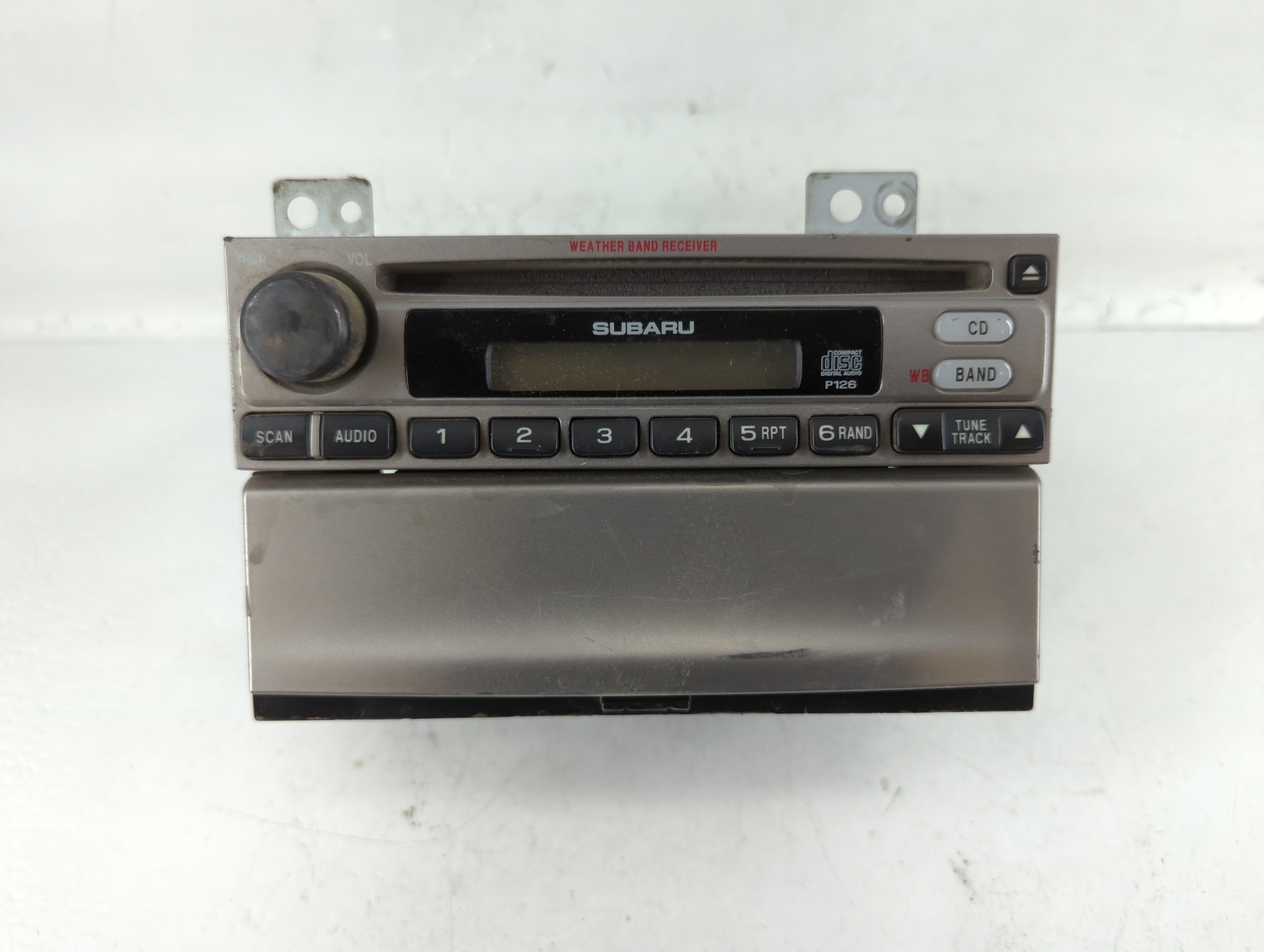 2004 Subaru Forester Am Fm Cd Player Radio Receiver 726865 - Oemusedautoparts1.com