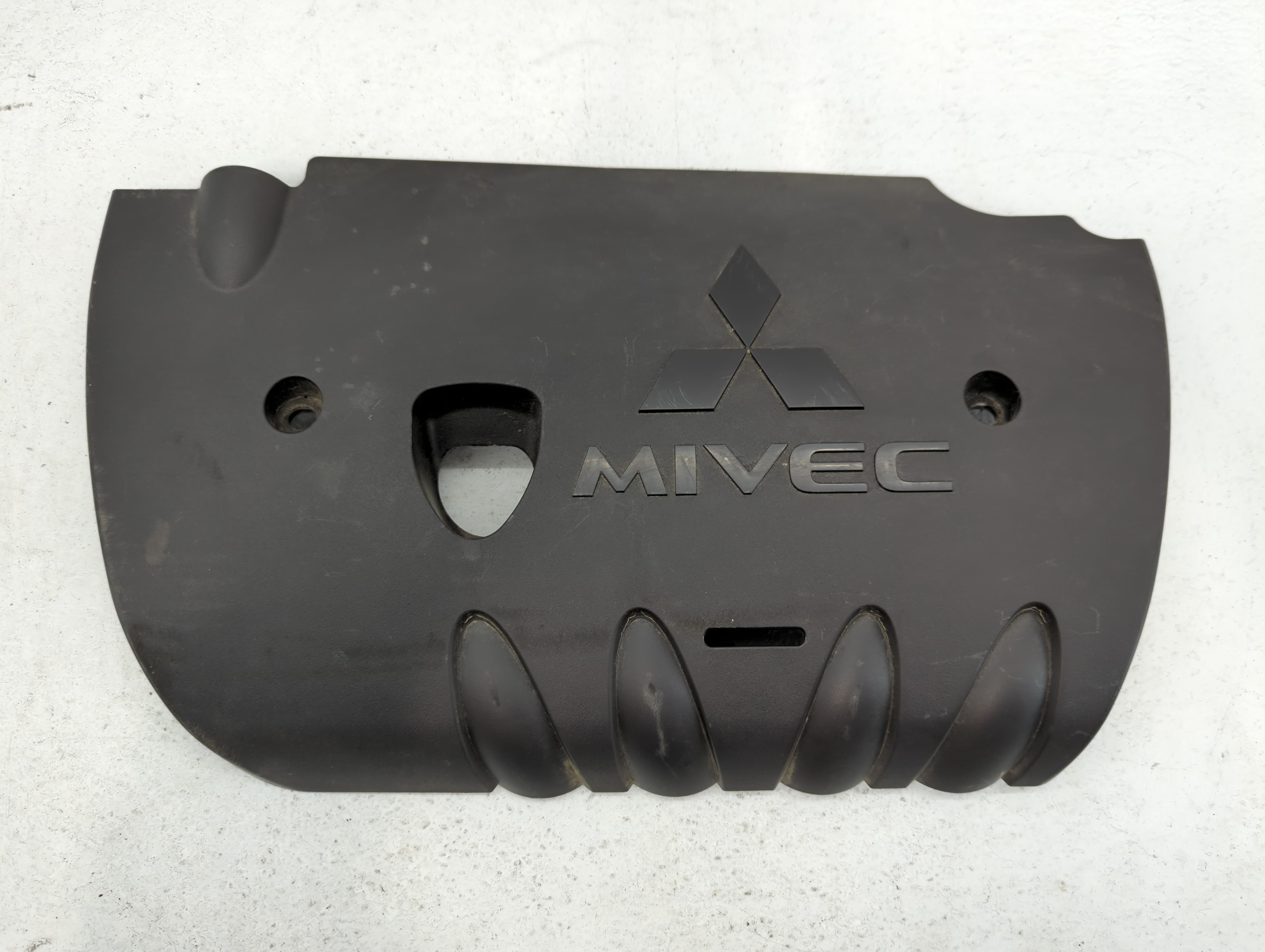 Picture of 2017 Mitsubishi Outlander Sport Engine Cover 727482