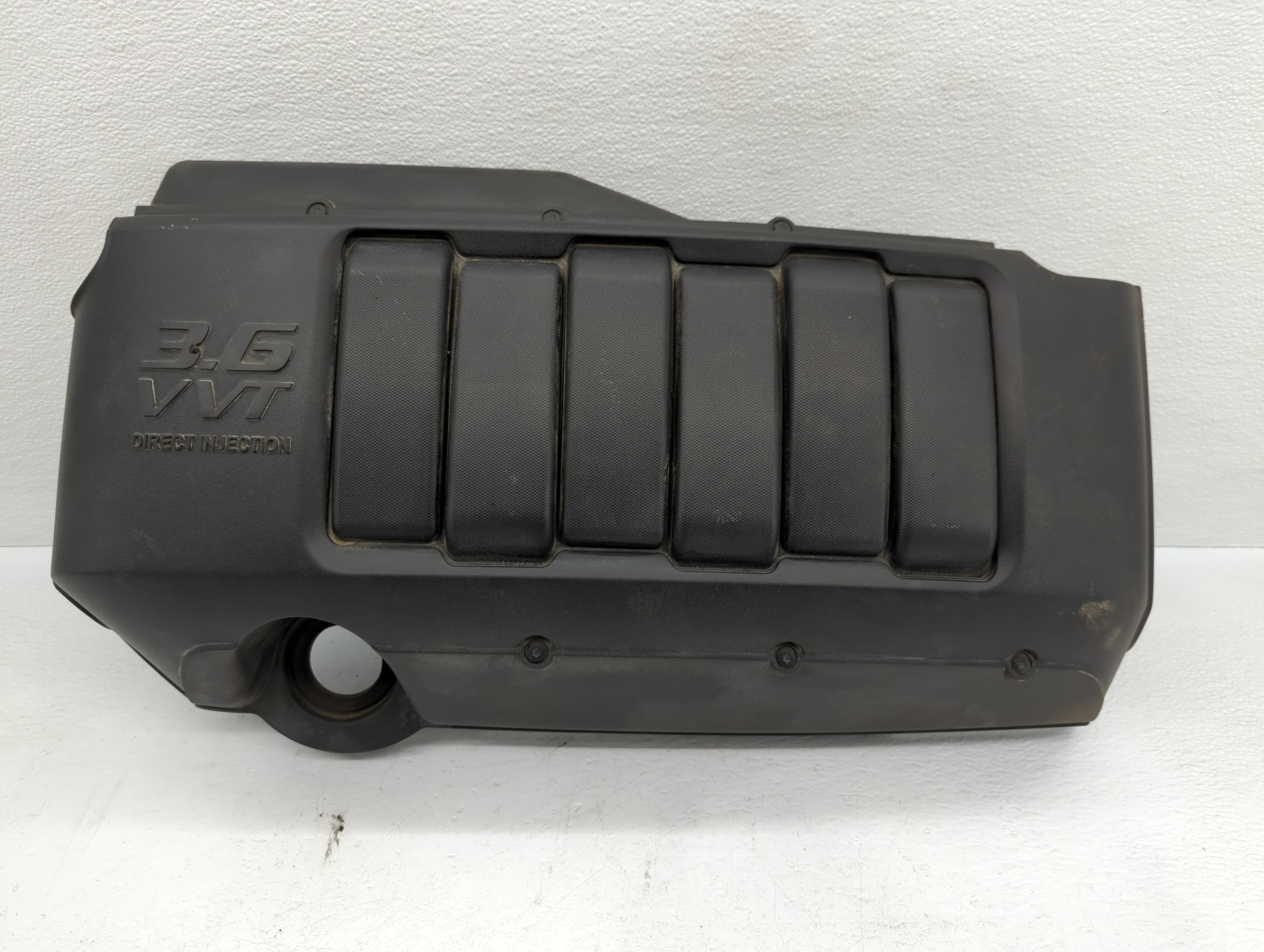 Picture of 2010 Gmc Acadia Engine Cover 727486