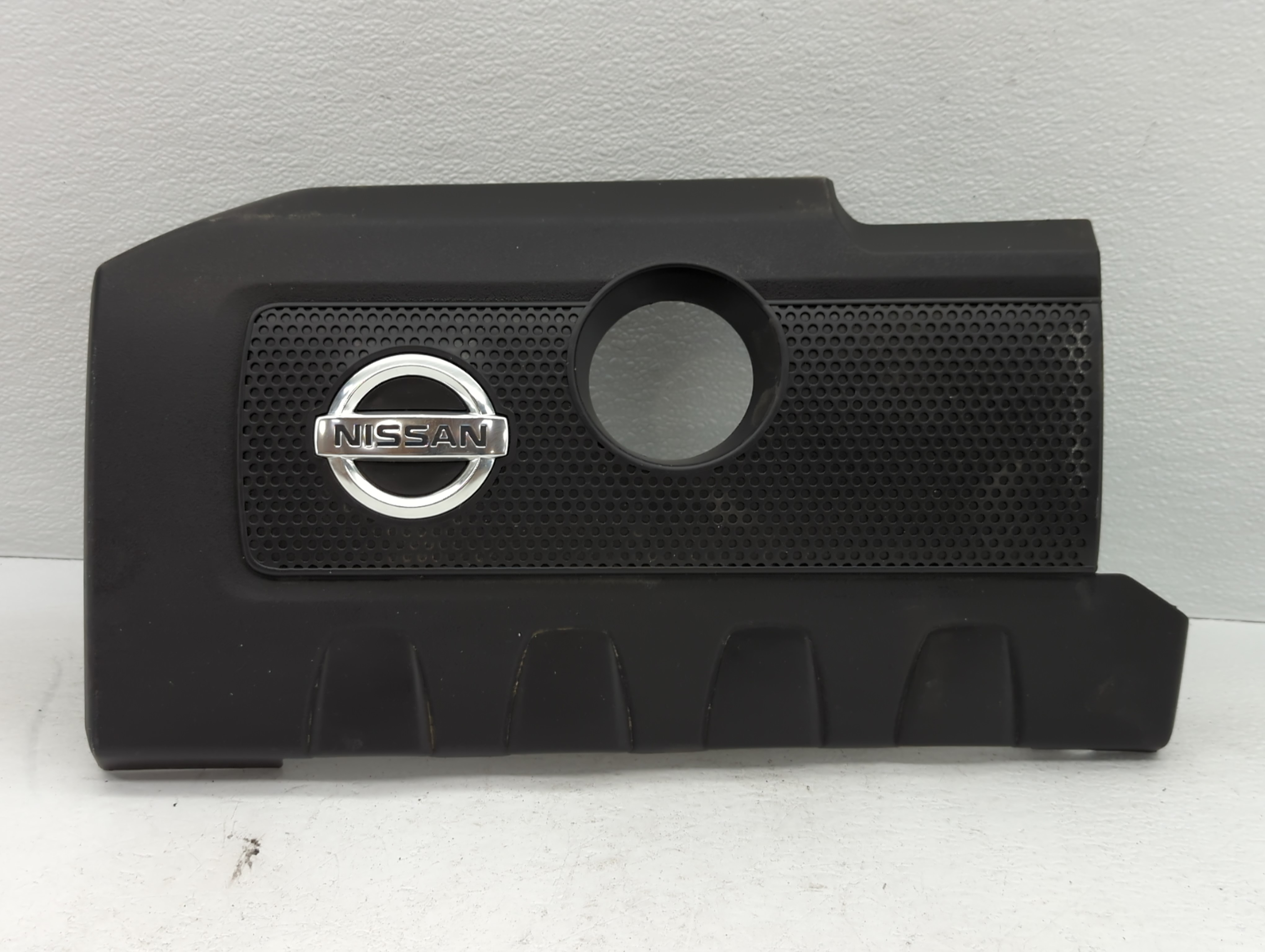 Picture of 2014 Nissan Sentra Engine Cover 727511