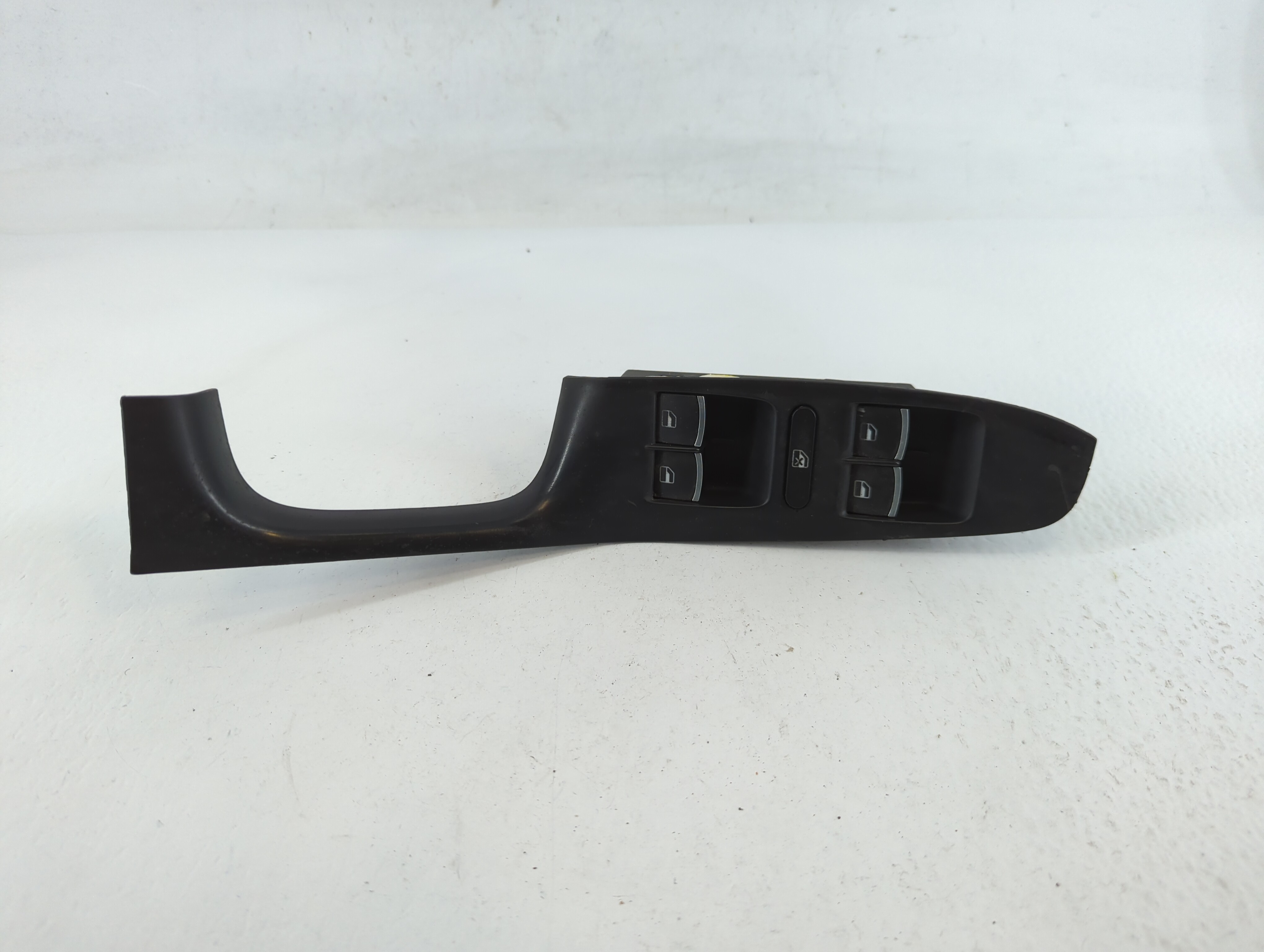 2005-2018 Volkswagen Jetta Driver Left Door Master Power Window Switch 730360 - Oemusedautoparts1.com