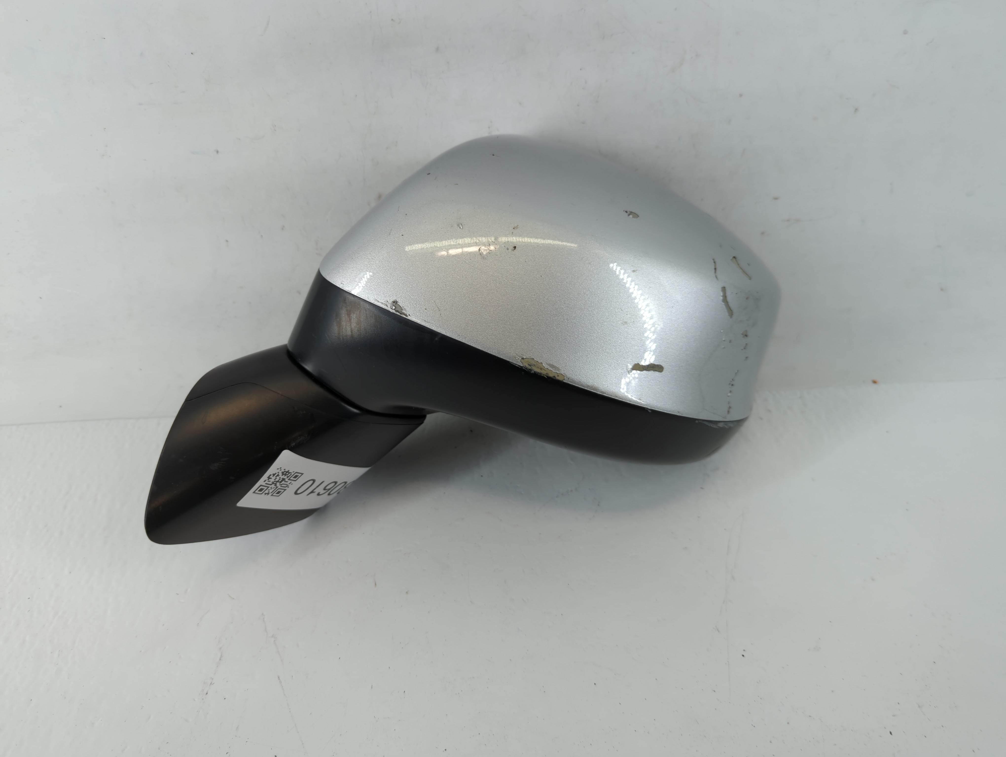 Picture of Infiniti G35 Driver Left Side View Power Door Mirror Silver 730610