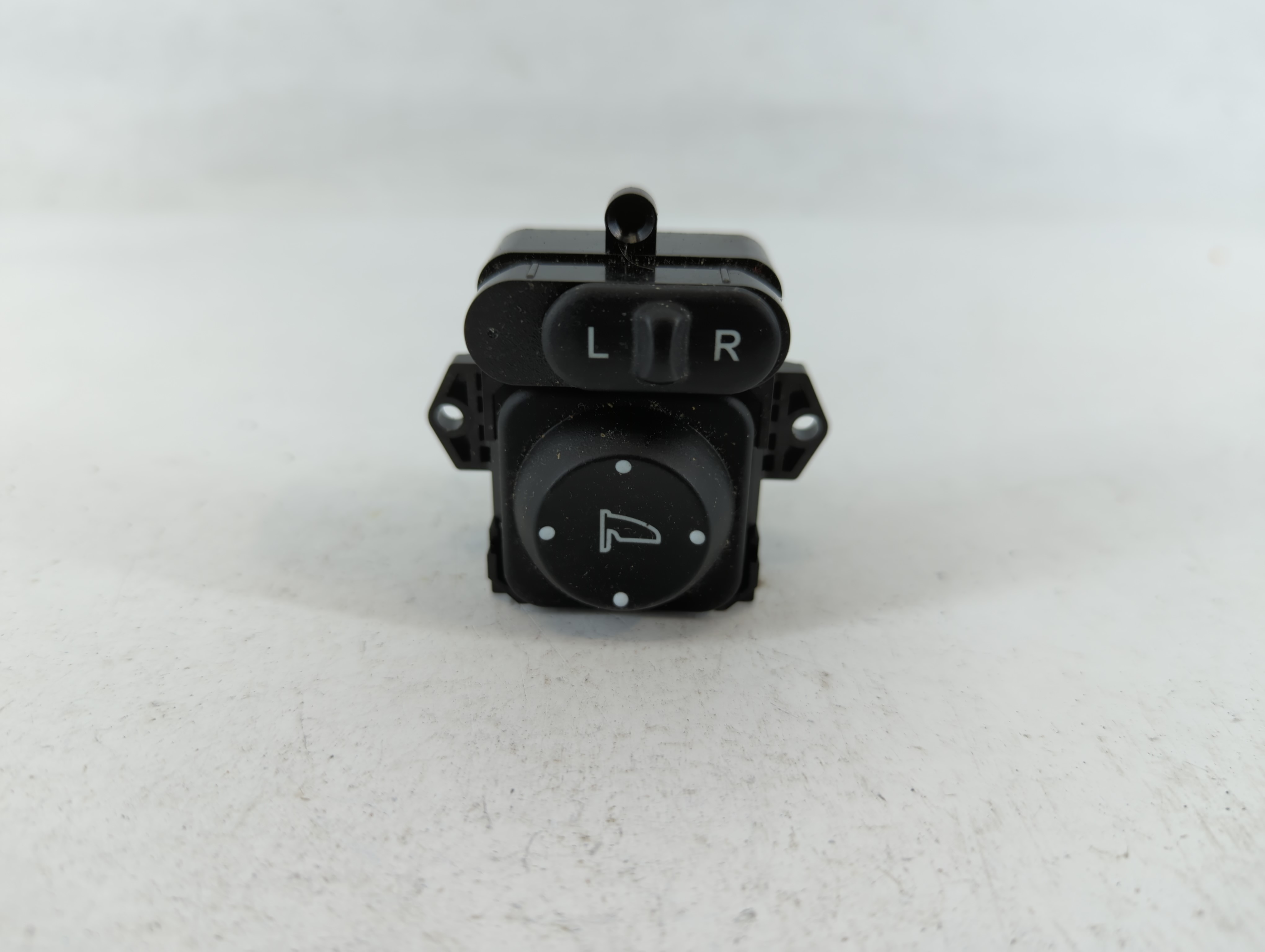 2013 Honda Accord Driver Left Door Master Power Window Switch 731489 - Oemusedautoparts1.com