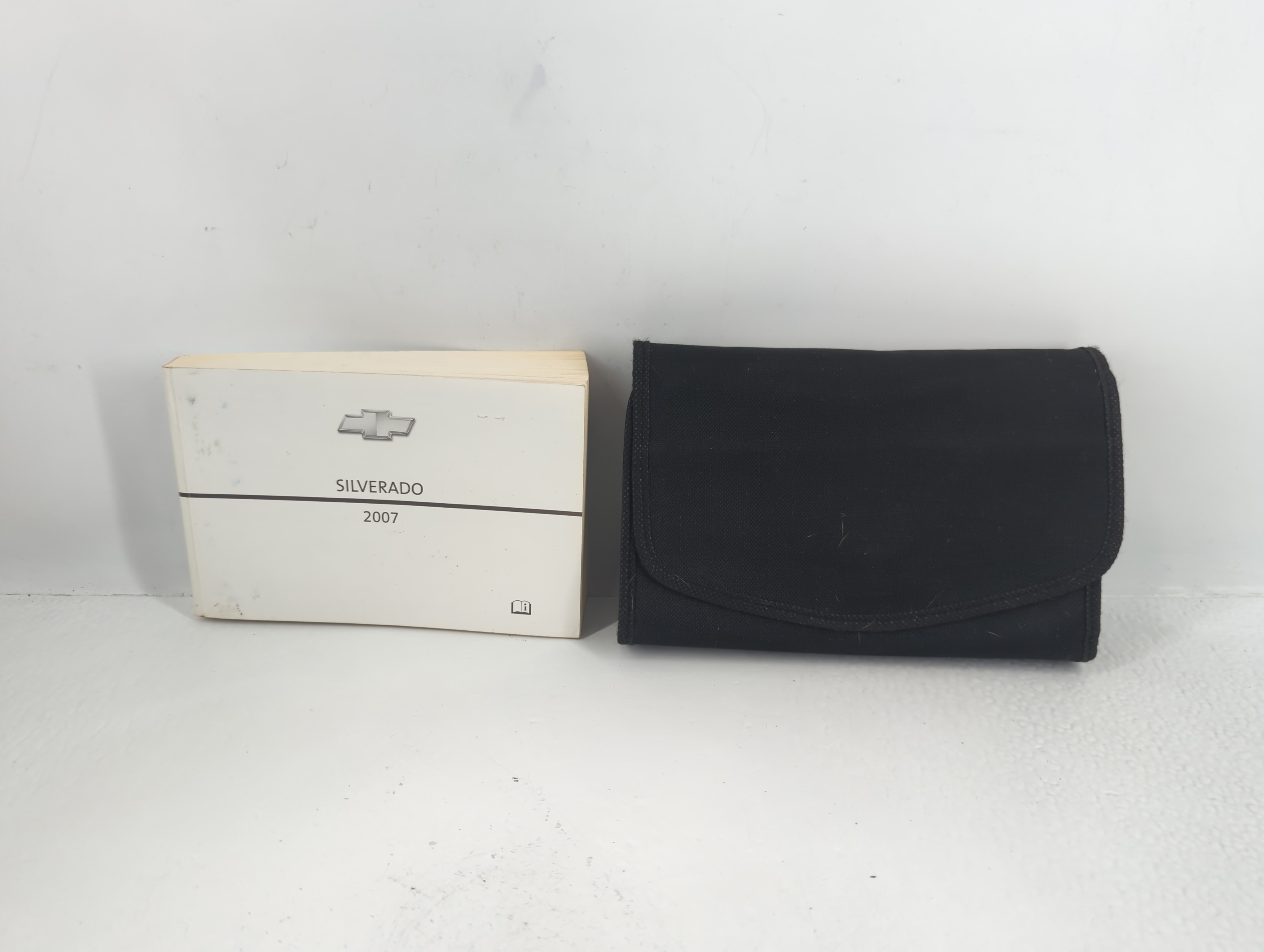 2007 Chevrolet Silverado 1500 Owners Manual Book Guide 732324 - Oemusedautoparts1.com