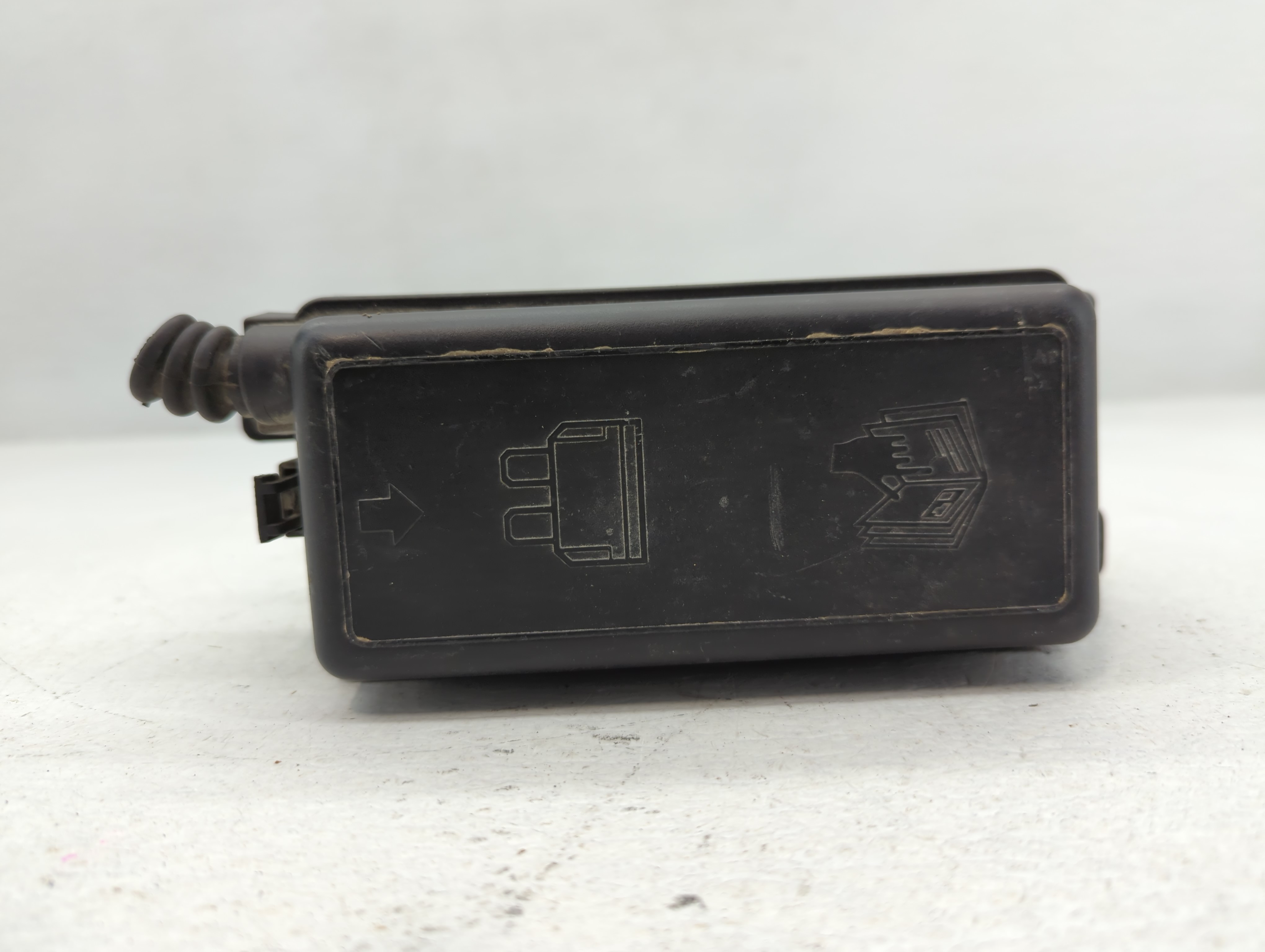 2006 Mini Cooper Fusebox Fuse Box Relay Module 185557090905|6906604-05 732688 - Oemusedautoparts1.com