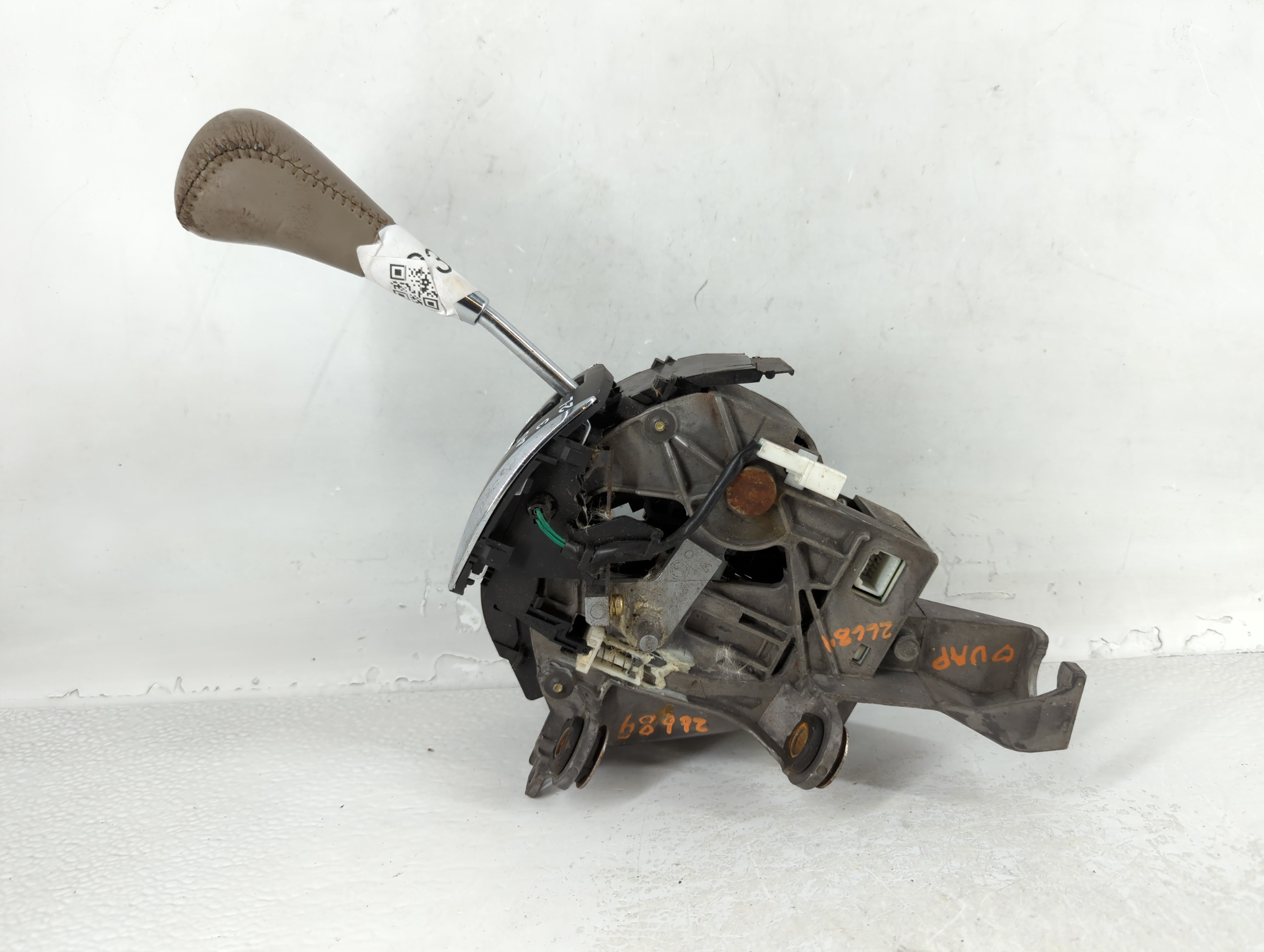 Toyota Sienna Passenger Right Rear Power Window Switch 260-385-3543 733674 - Oemusedautoparts1.com