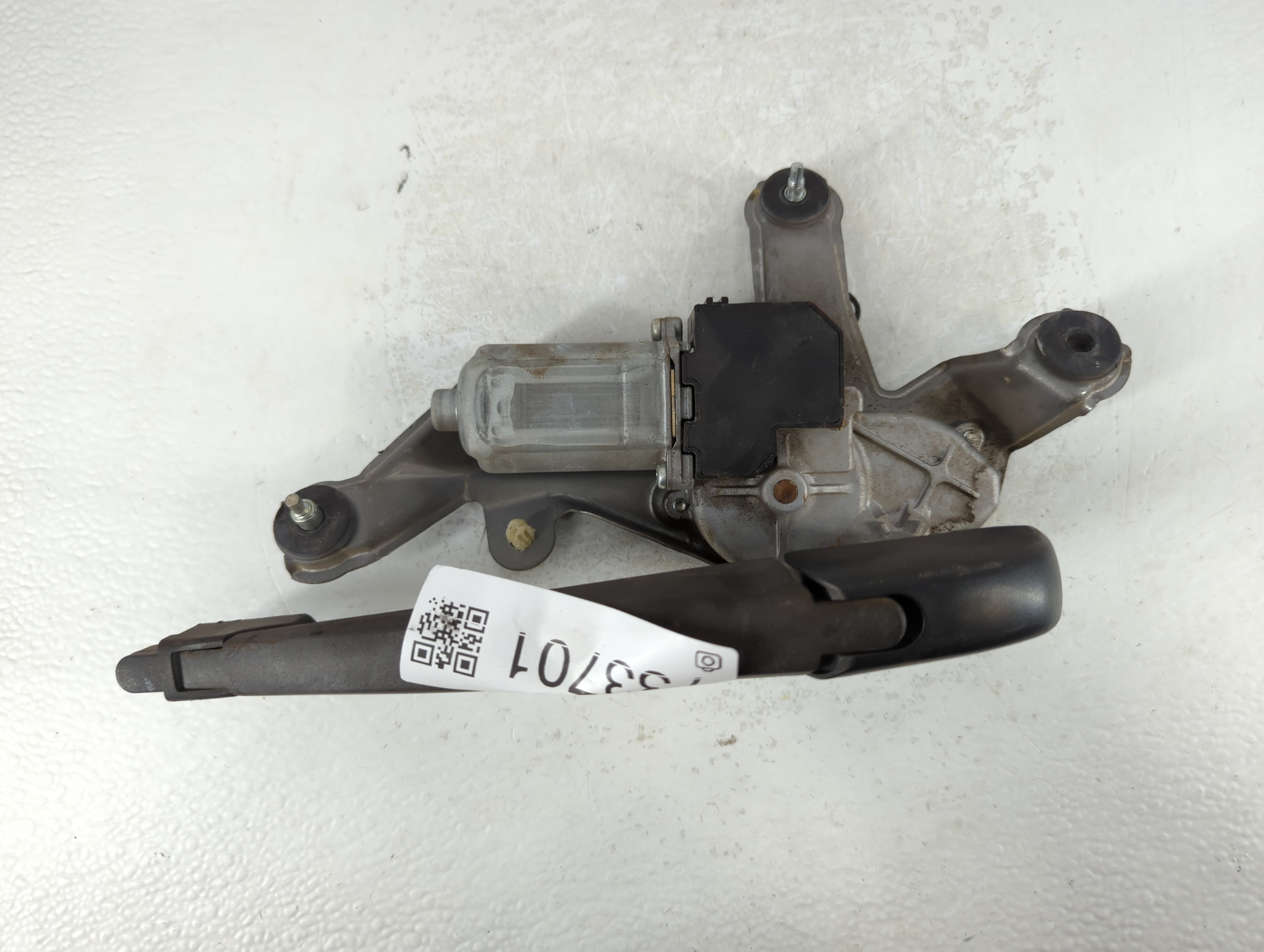 2010 Mini Cooper Rear Back Window Wiper Motor Oem 733701 - Oemusedautoparts1.com