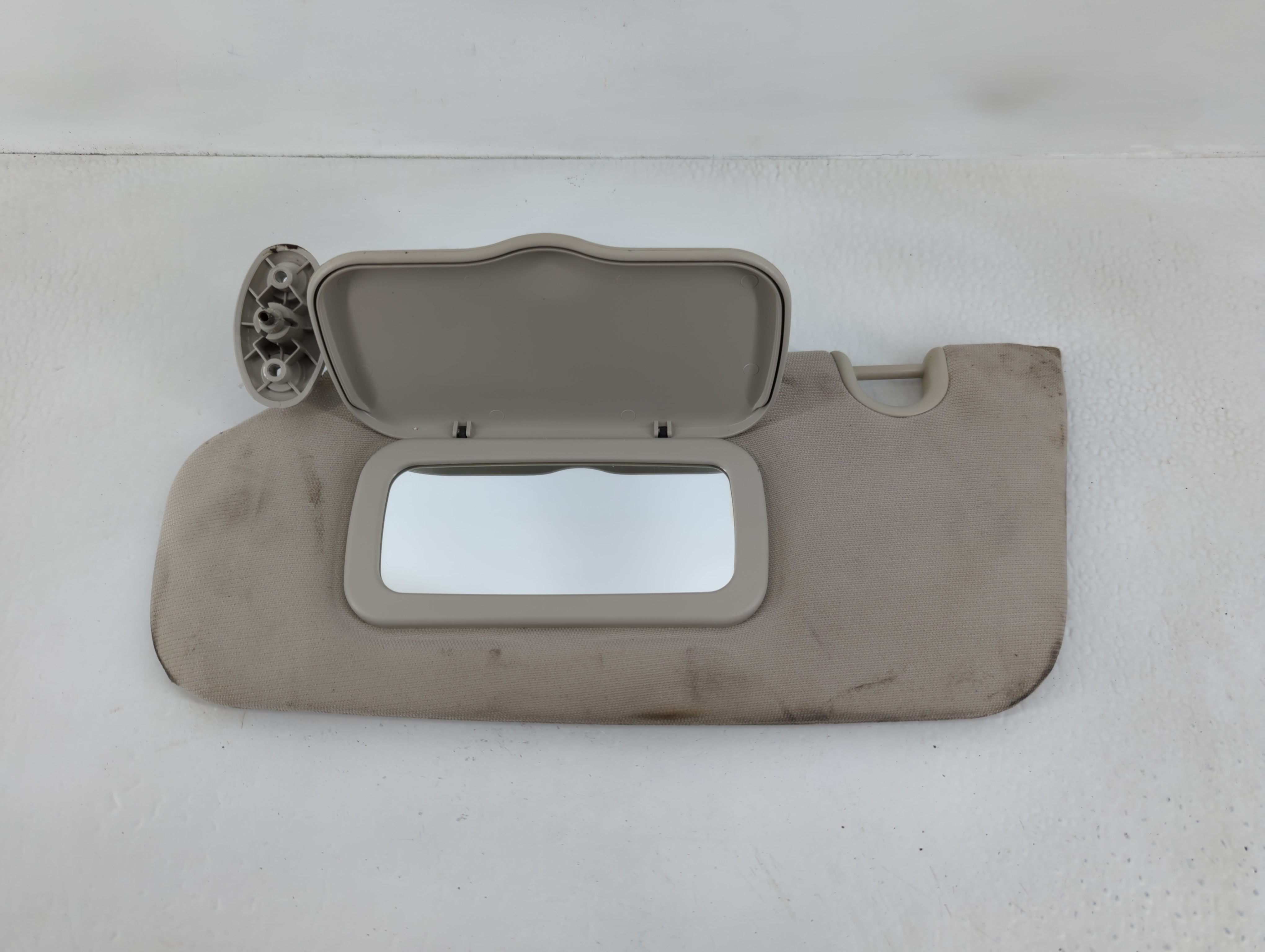Picture of 20172017 Jeep Compass Driver Sun Visor Mirror Left Sunvisor Light Grey 733885