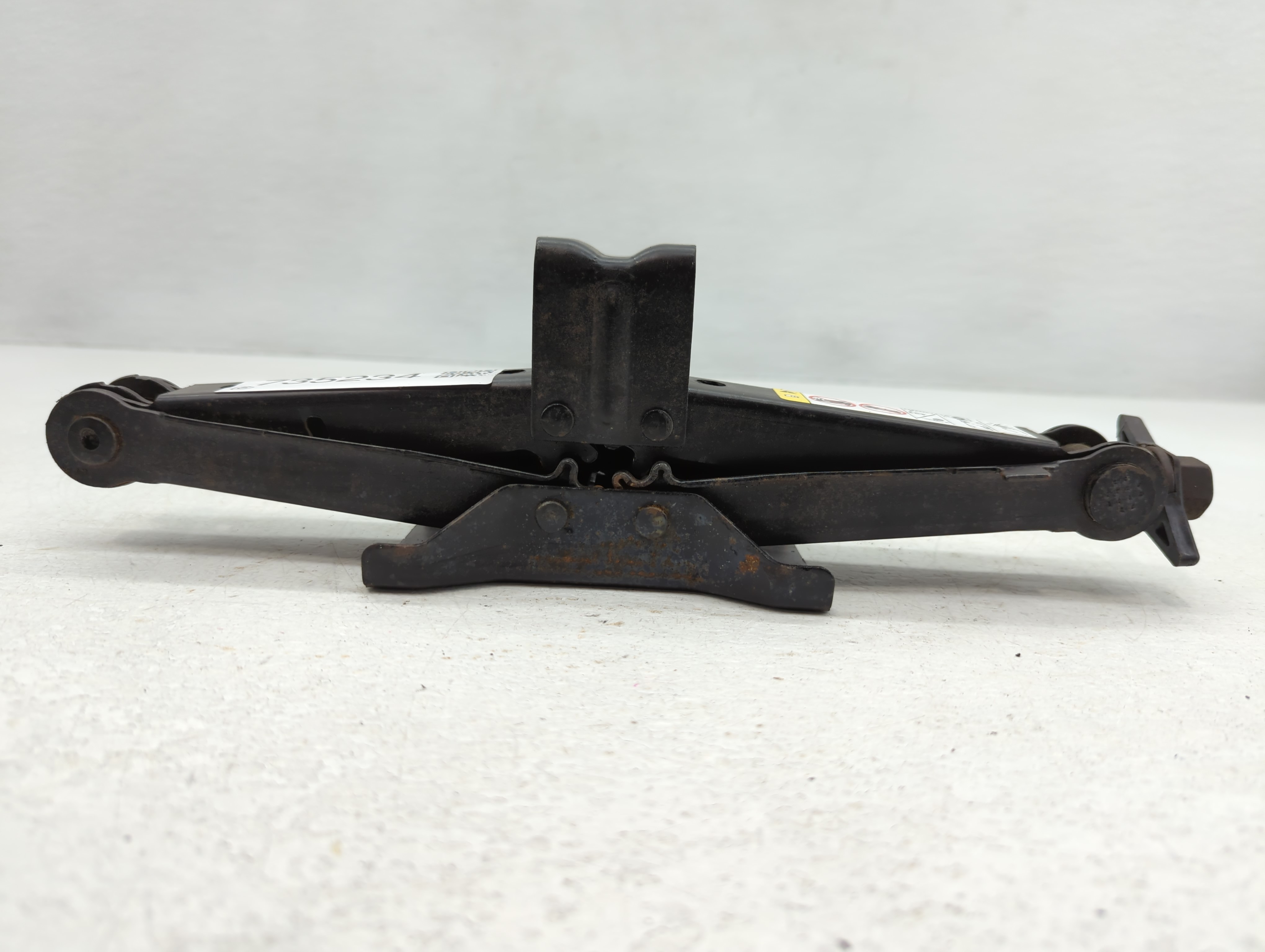 2012 Dodge Journey Spare Scissor Car Jack 735234 - Oemusedautoparts1.com