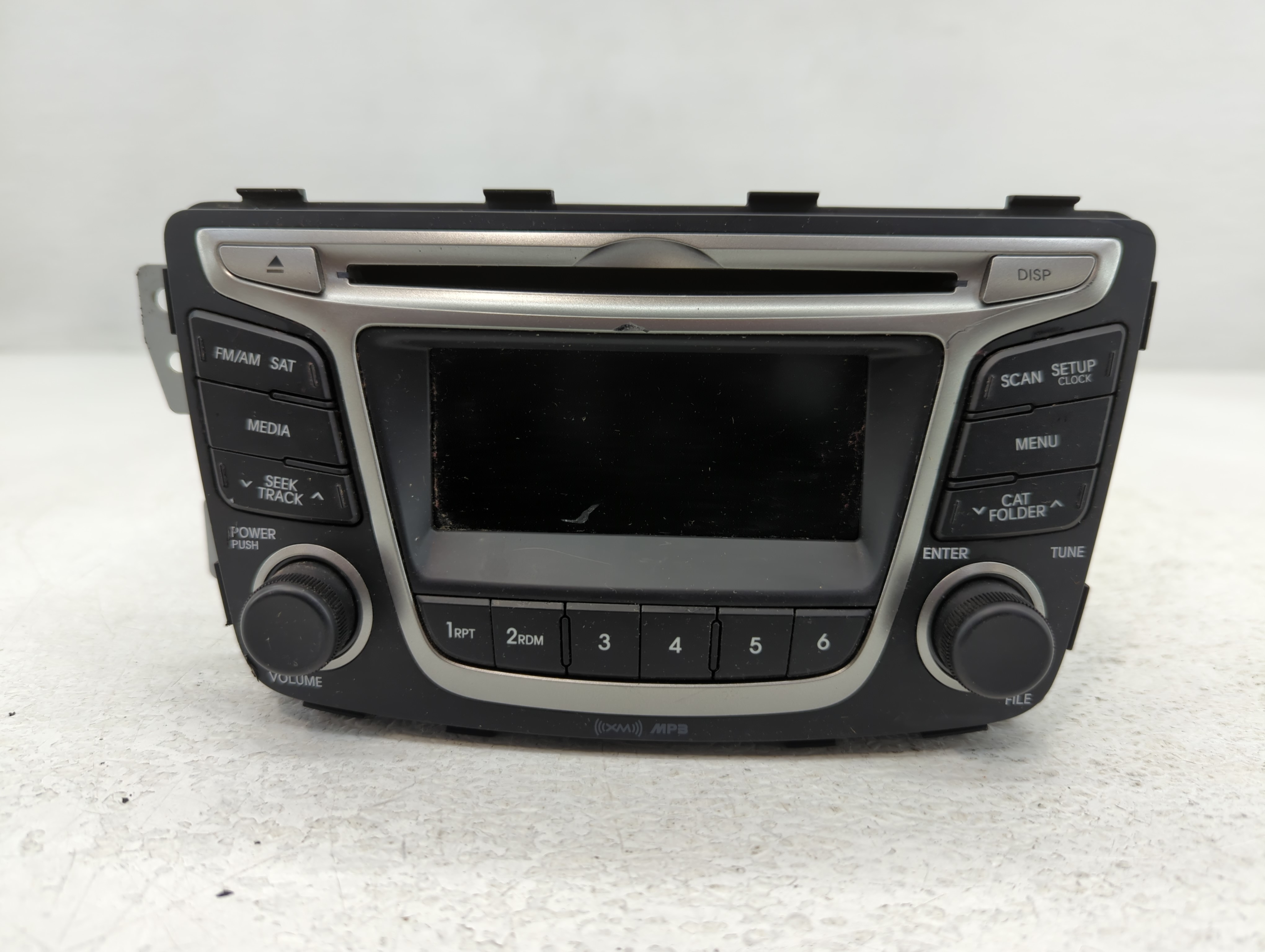 2016 Hyundai Accent Am Fm Cd Player Radio Receiver 735328 - Oemusedautoparts1.com
