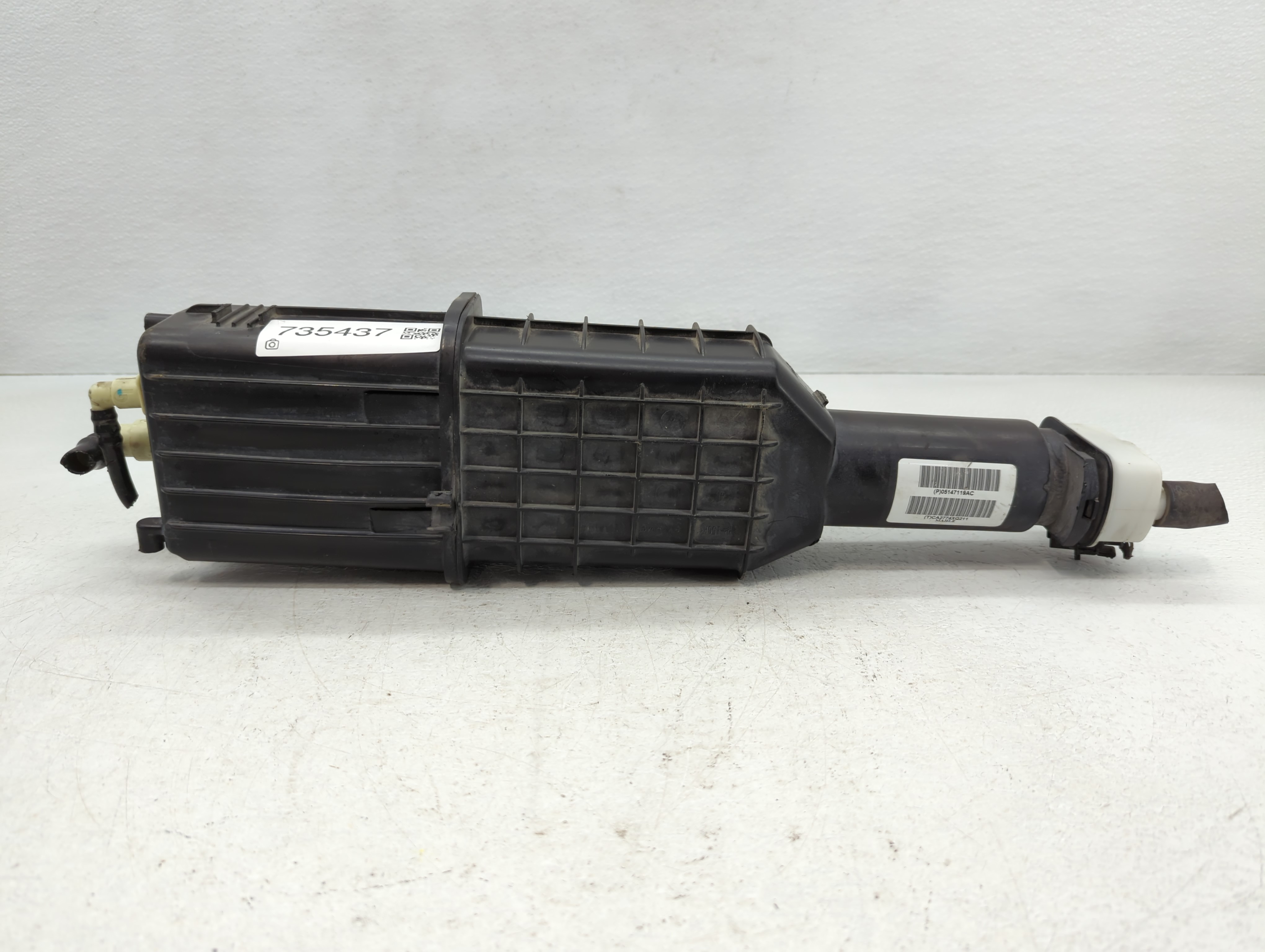 Picture of 2015 Dodge Caravan Fuel Vapor Charcoal Canister 735437