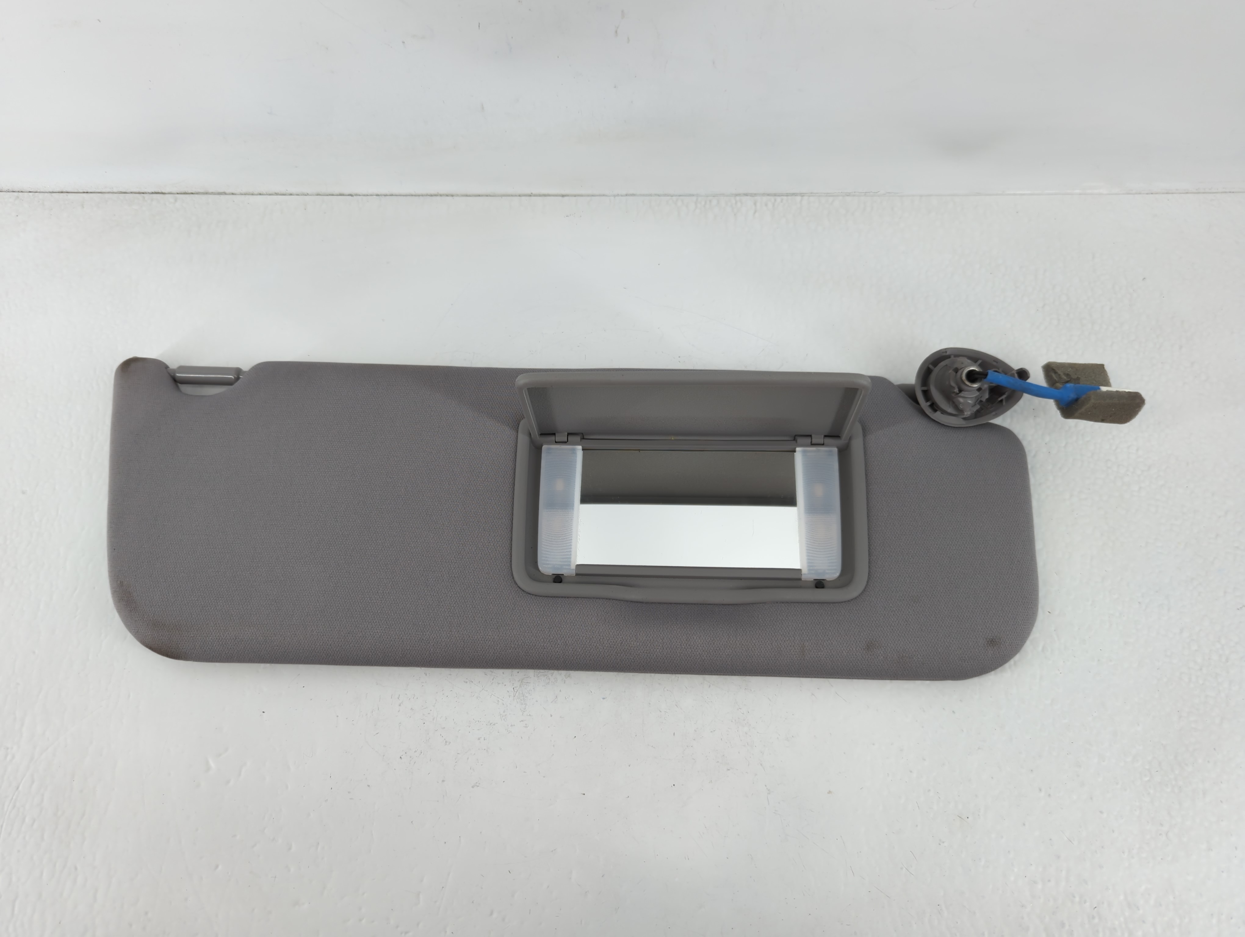 2019 Honda Odyssey Passenger Sun Visor Mirror Right Sunvisor Grey 736117 - Oemusedautoparts1.com