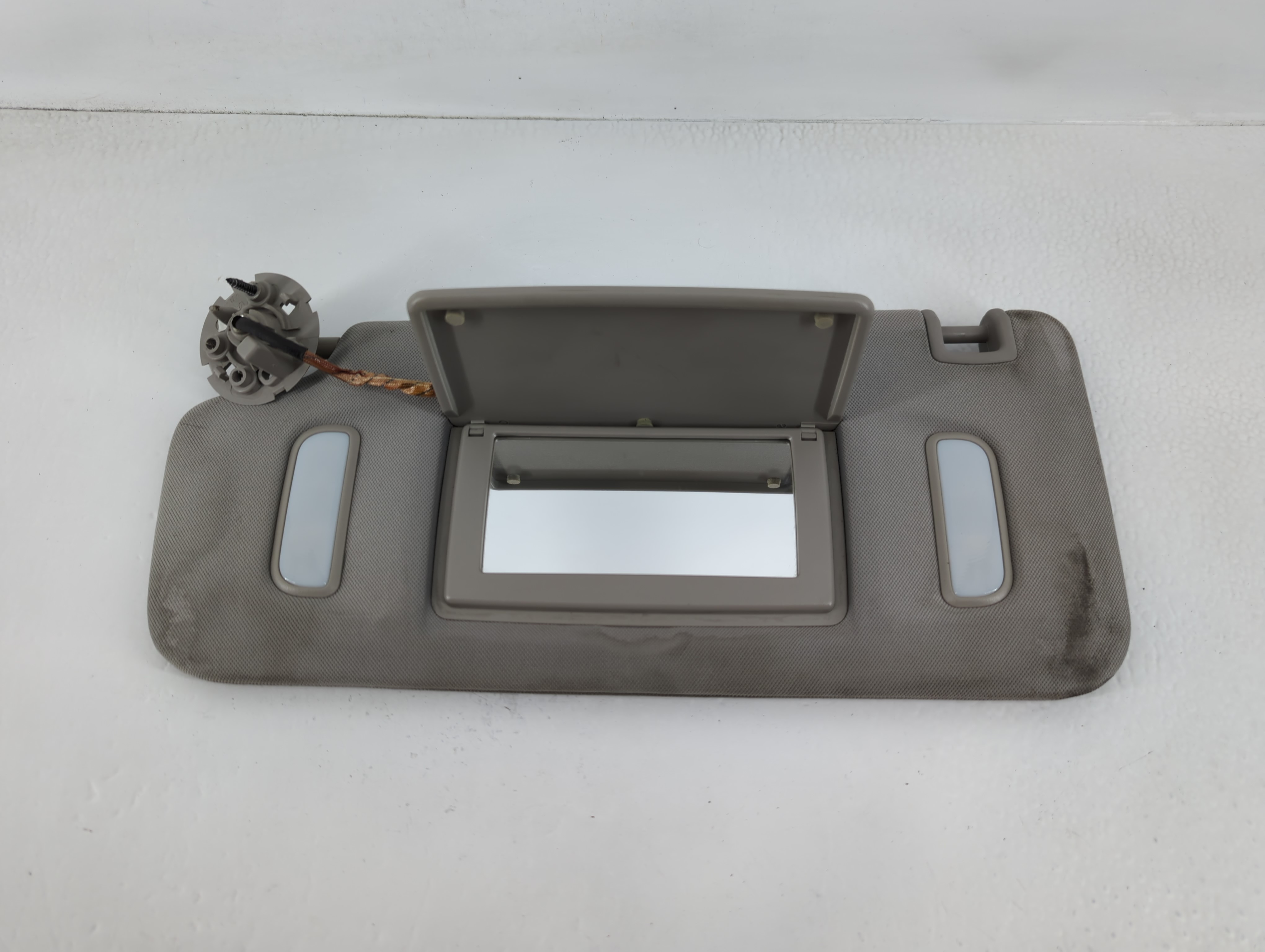 2010-2017 Gmc Terrain Driver Sun Visor Mirror Left Sunvisor Grey 736270 - Oemusedautoparts1.com