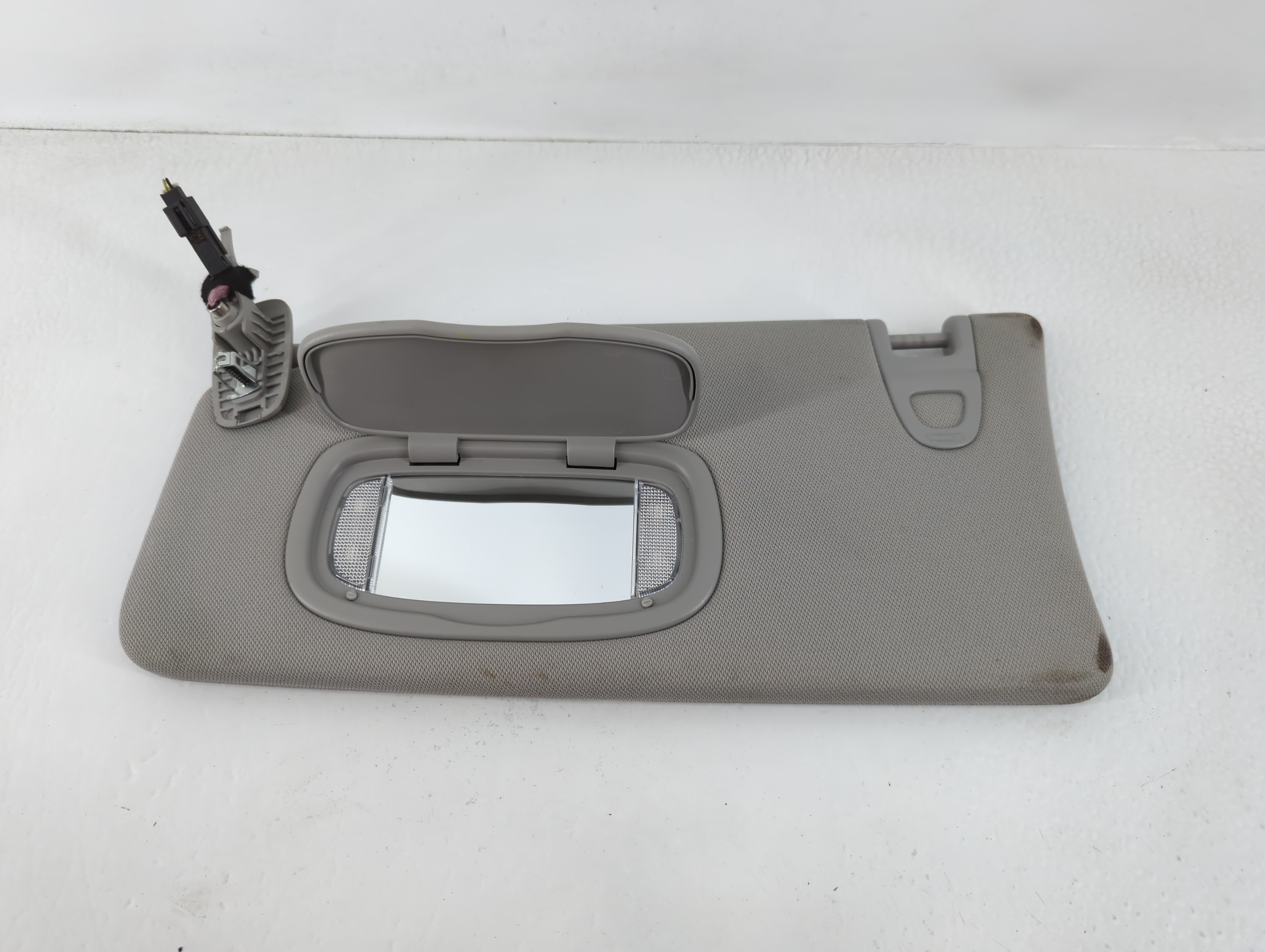 2022 Jeep Compass Passenger Sun Visor Mirror Right Sunvisor Grey 736318 - Oemusedautoparts1.com
