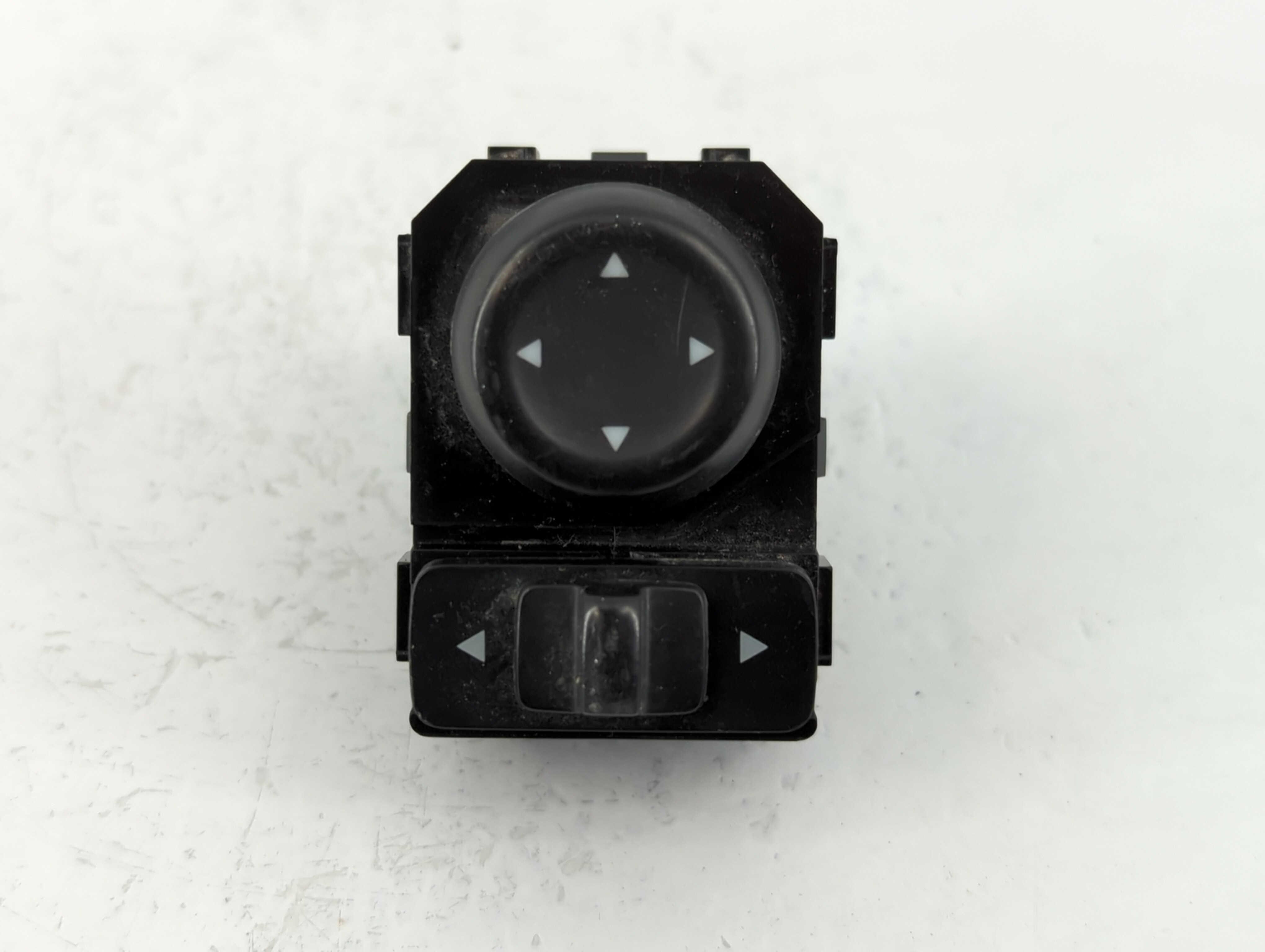 2013-2020 Nissan Pathfinder Driver Left Door Master Power Window Switch 737542 - Oemusedautoparts1.com