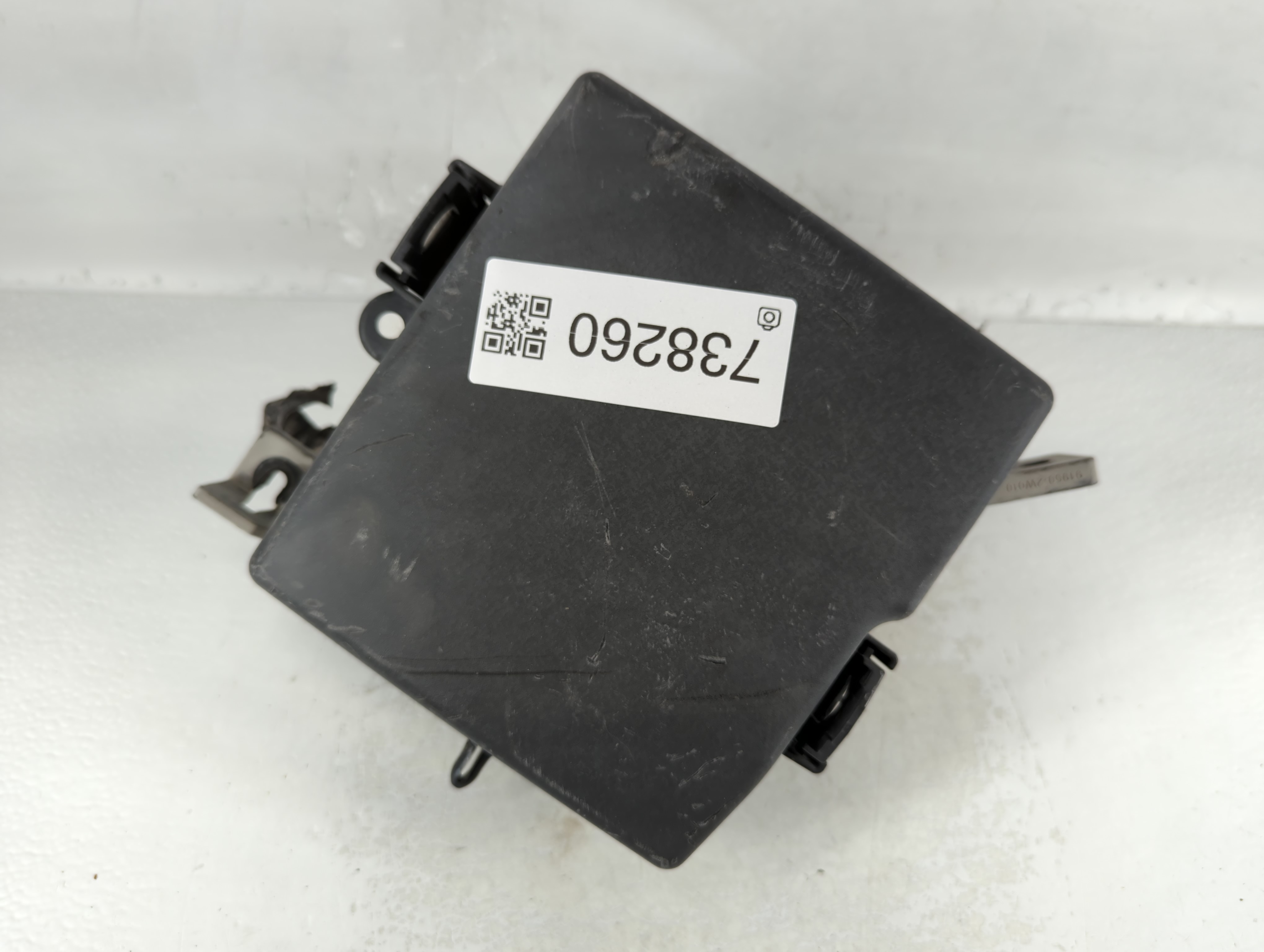 2013 Hyundai Santa Fe Fusebox Fuse Box Relay Module 738260 - Oemusedautoparts1.com