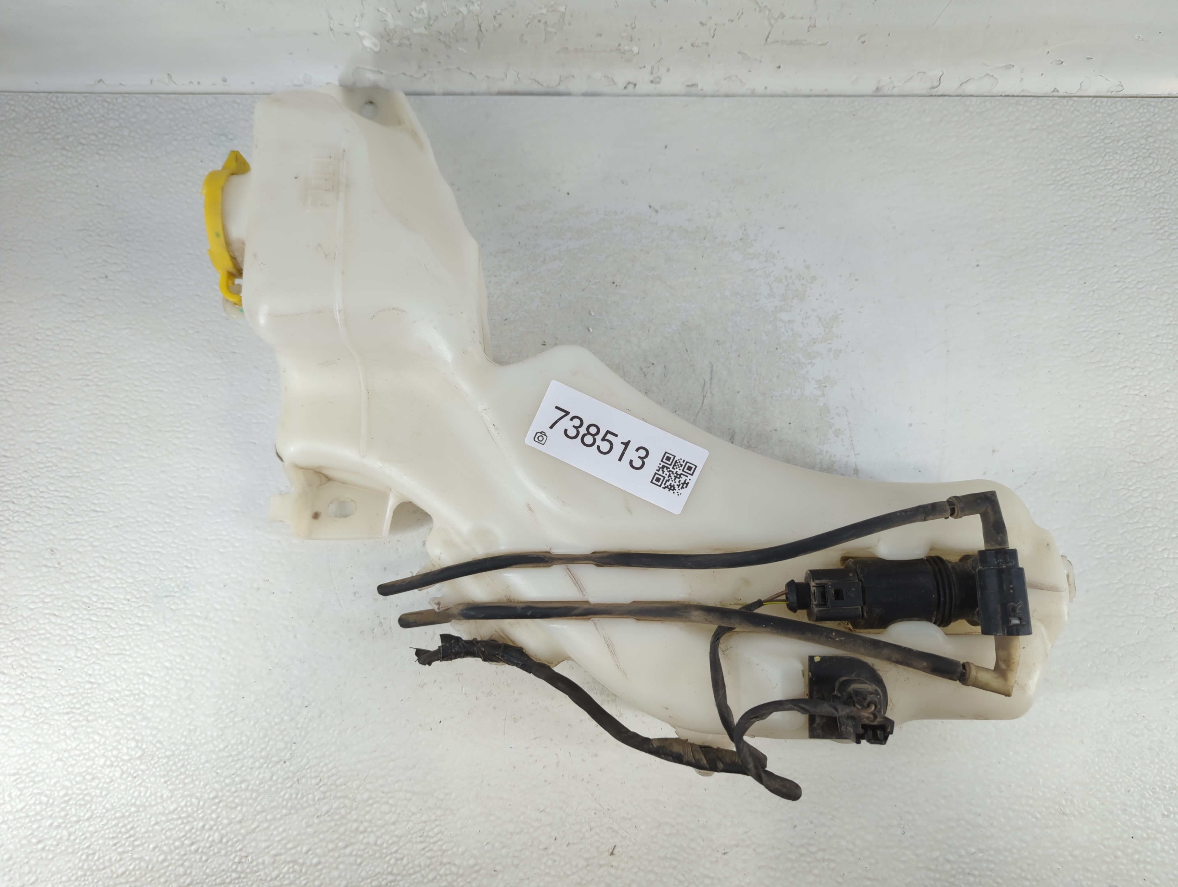 2015 Dodge Journey Windshield Washer Fluid Reservoir Bottle Oem 738513 - Oemusedautoparts1.com