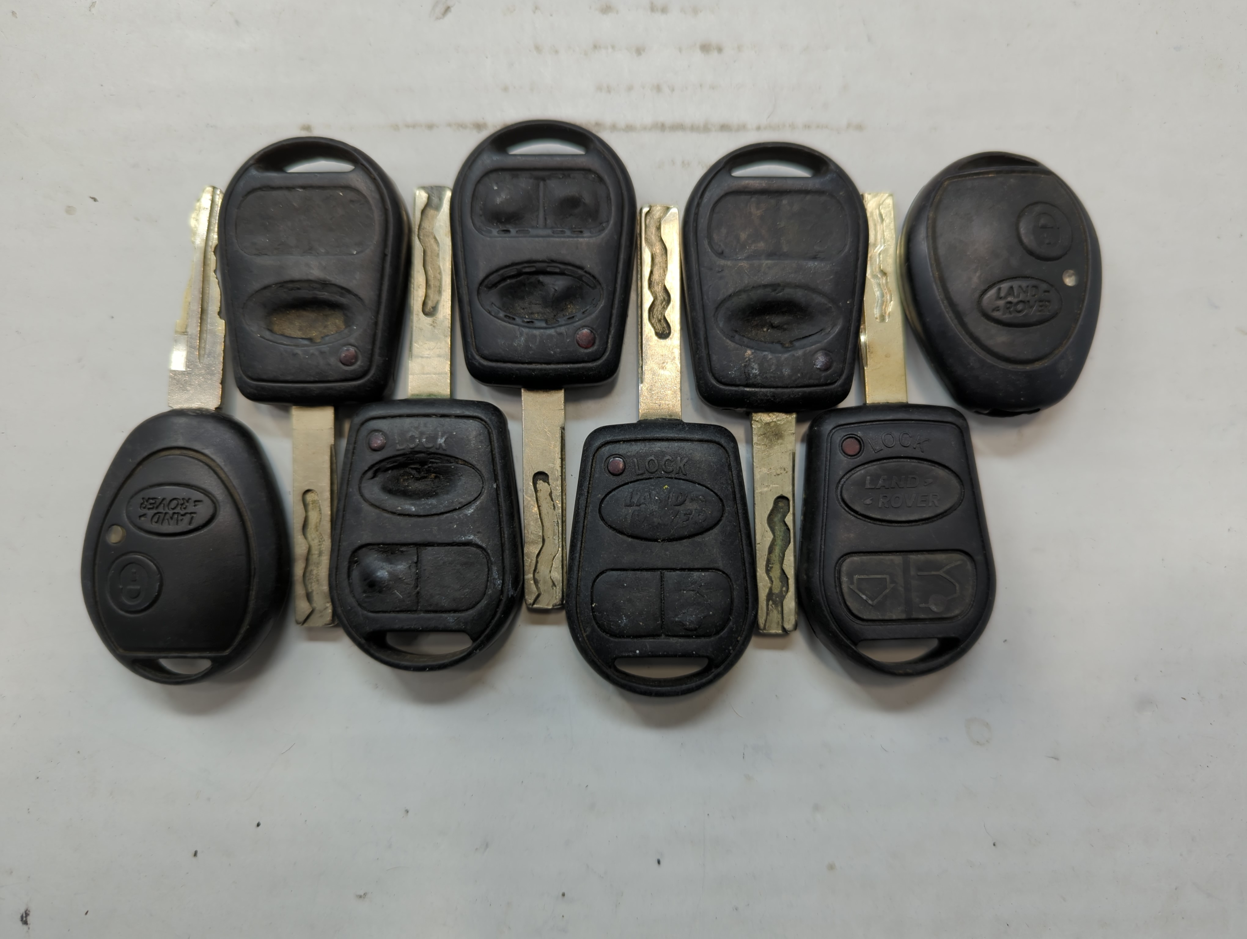 Picture of Lot of 8 Land Rover Keyless Entry Remote Fob LX8-FZV 738680