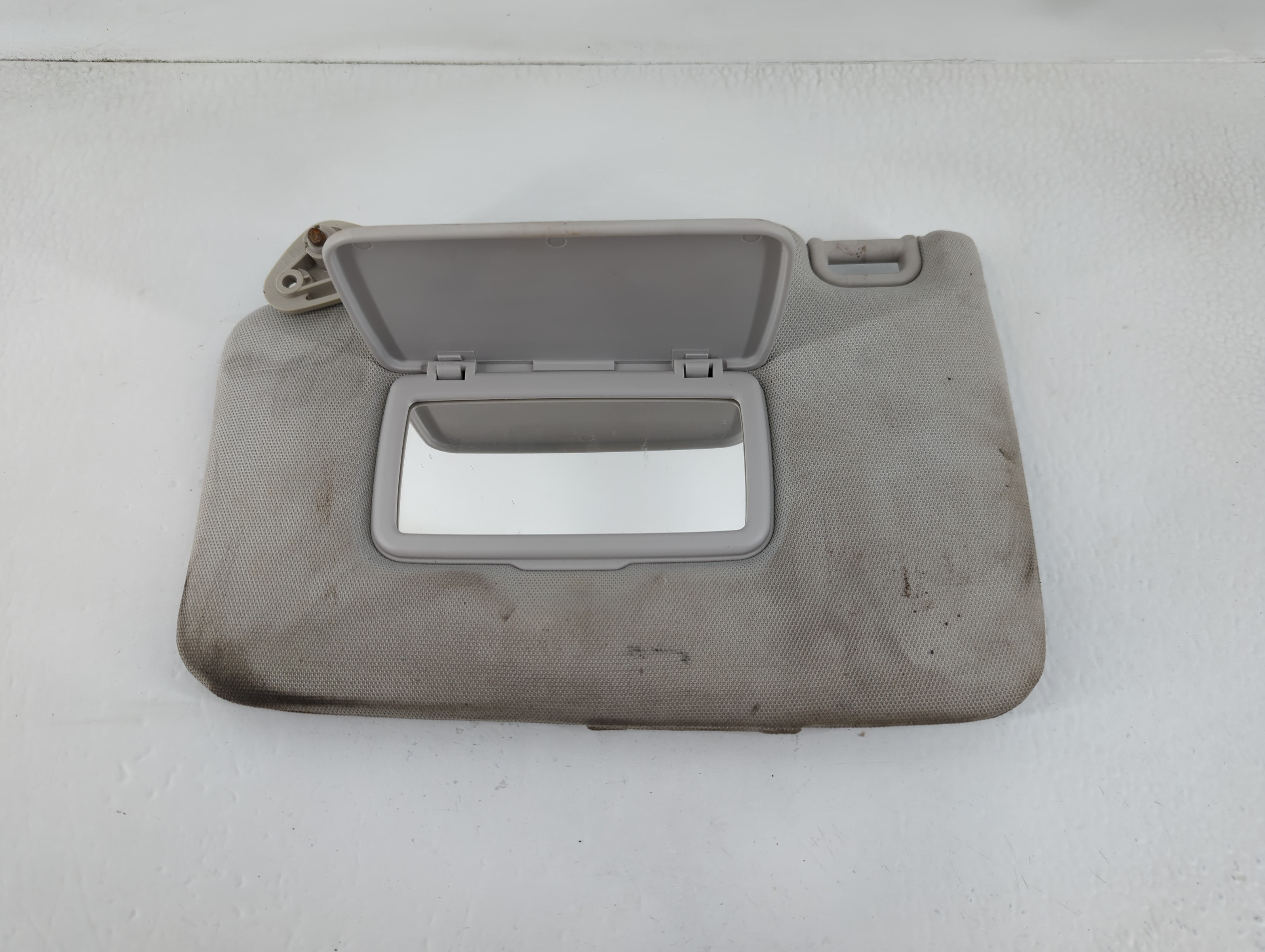 Picture of 2016 Subaru Forester Driver Sun Visor Mirror Left Sunvisor Grey 738990