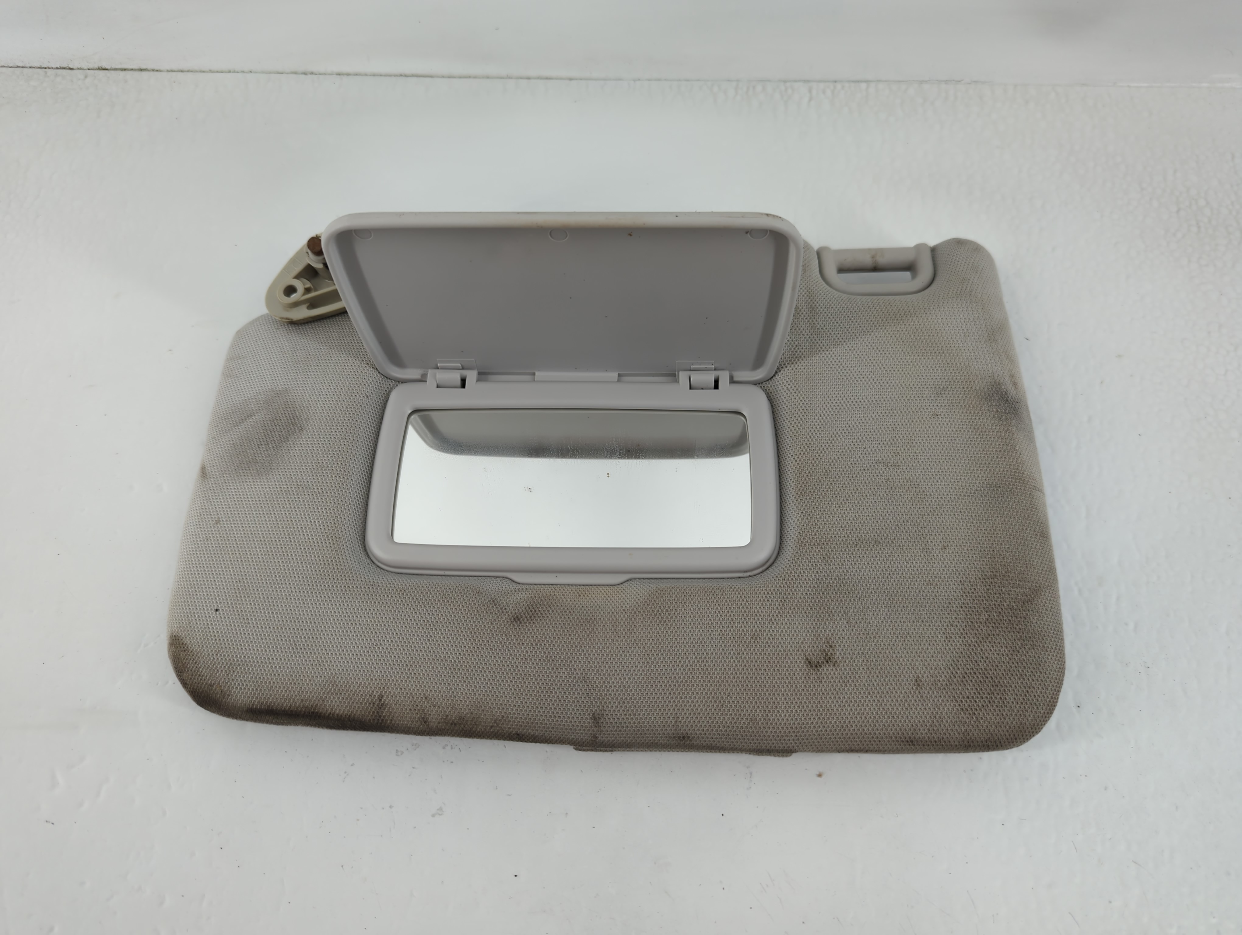 Picture of 2016 Subaru Forester Driver Sun Visor Mirror Left Sunvisor Grey 738991