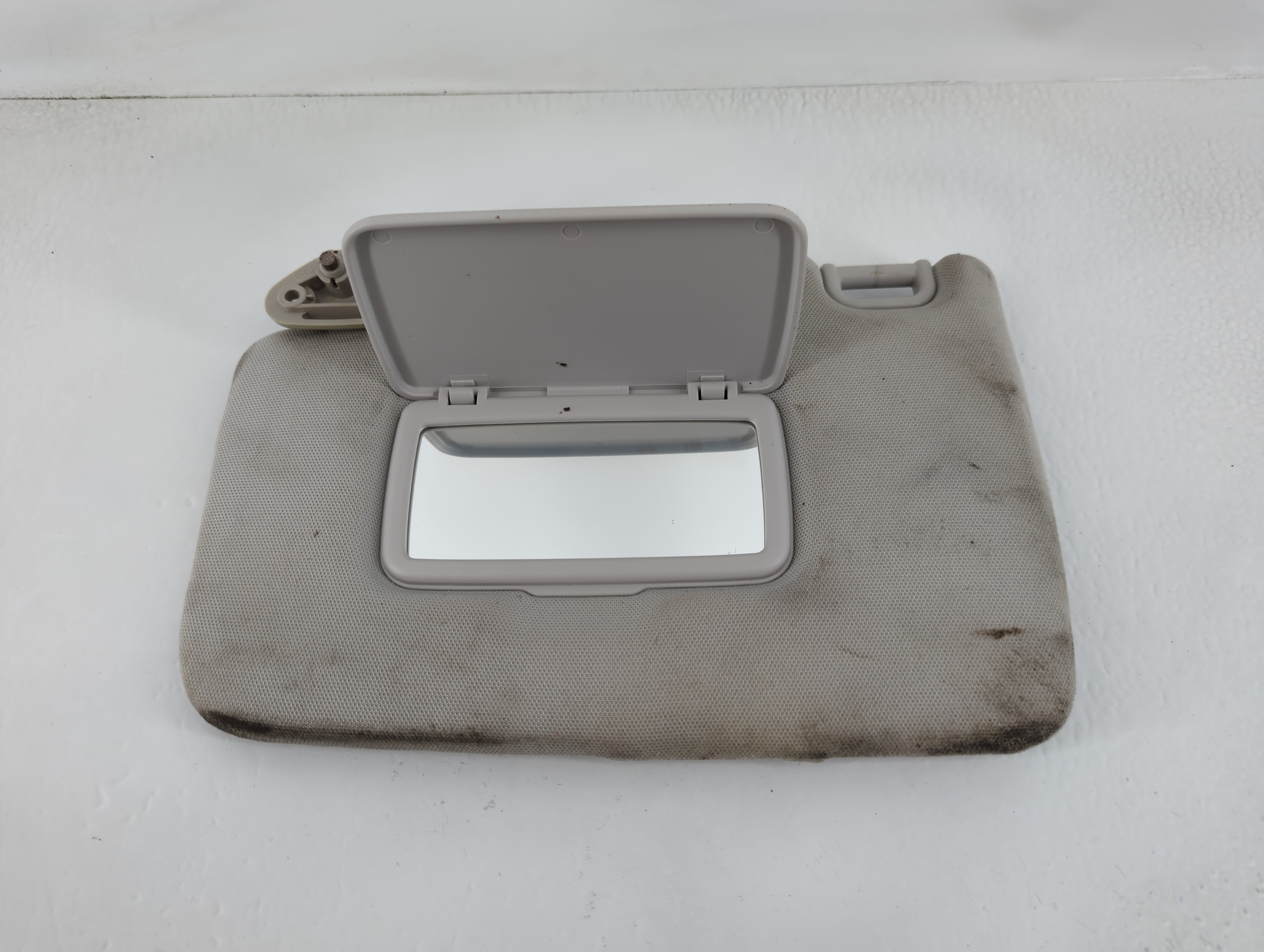 2015 Subaru Forester Driver Sun Visor Mirror Left Sunvisor Light Beige 739296 - Oemusedautoparts1.com